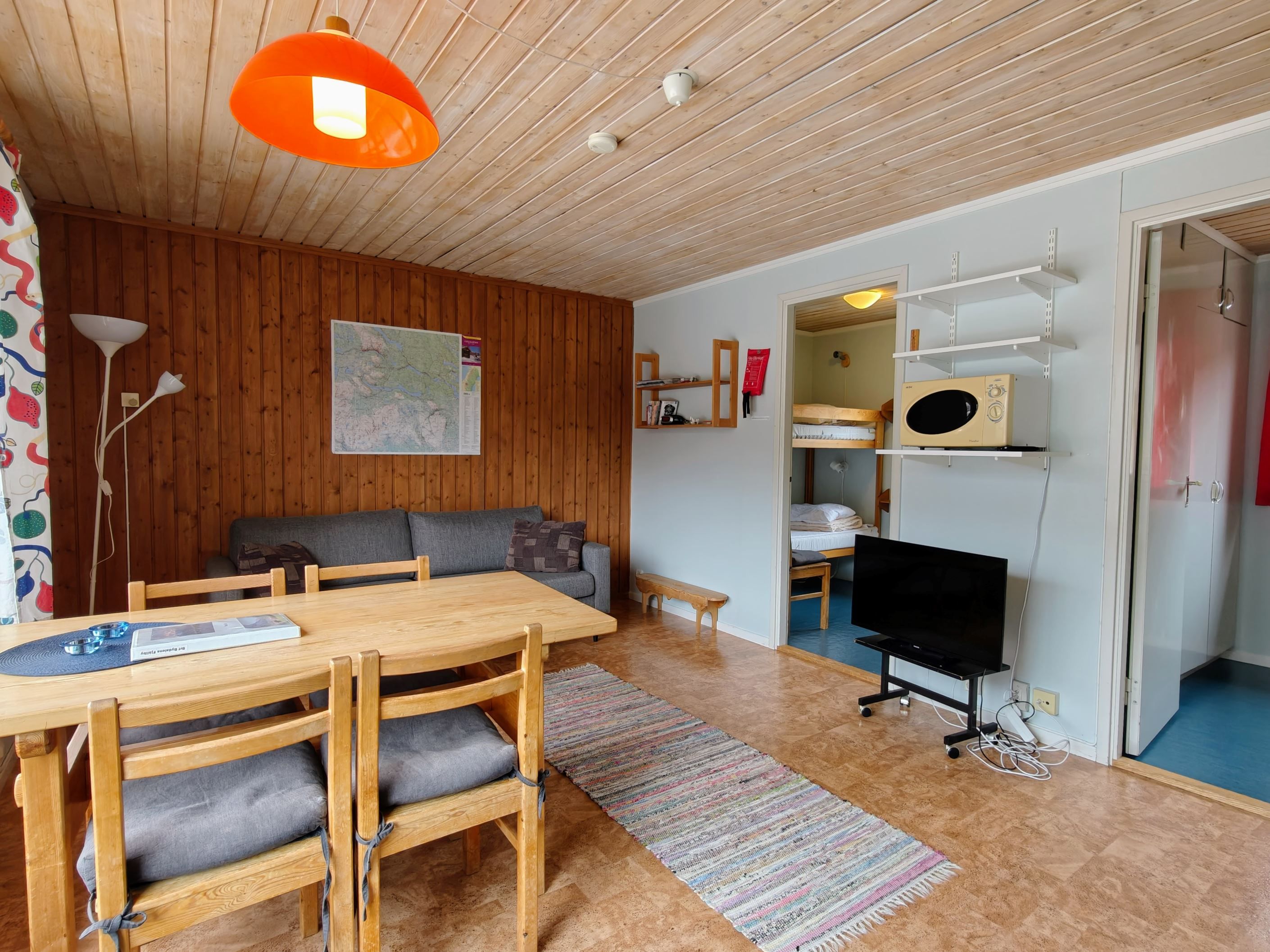 Vardagsrum & Matplats Hus 18