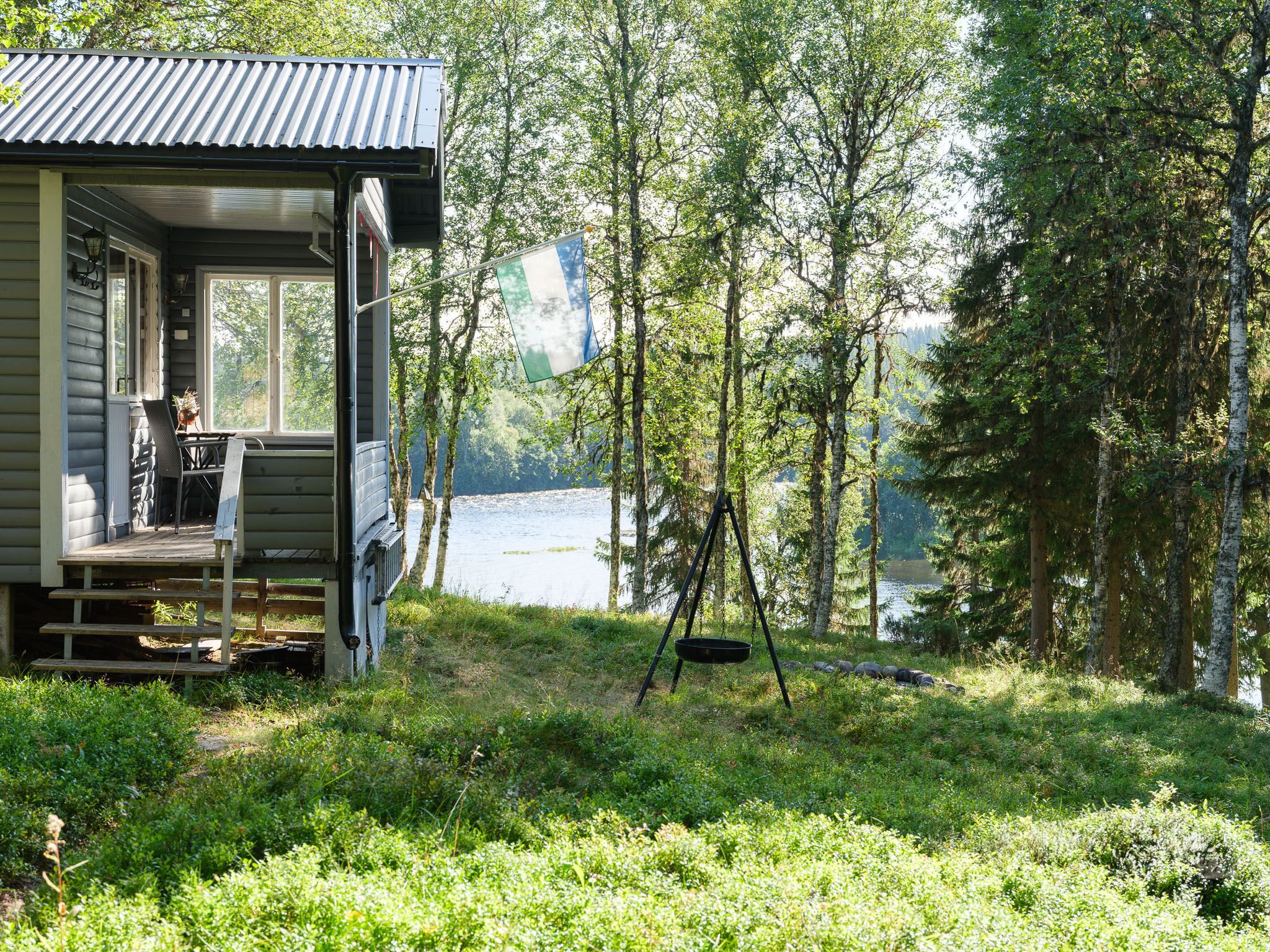 24 Veranda med utsikt över älven