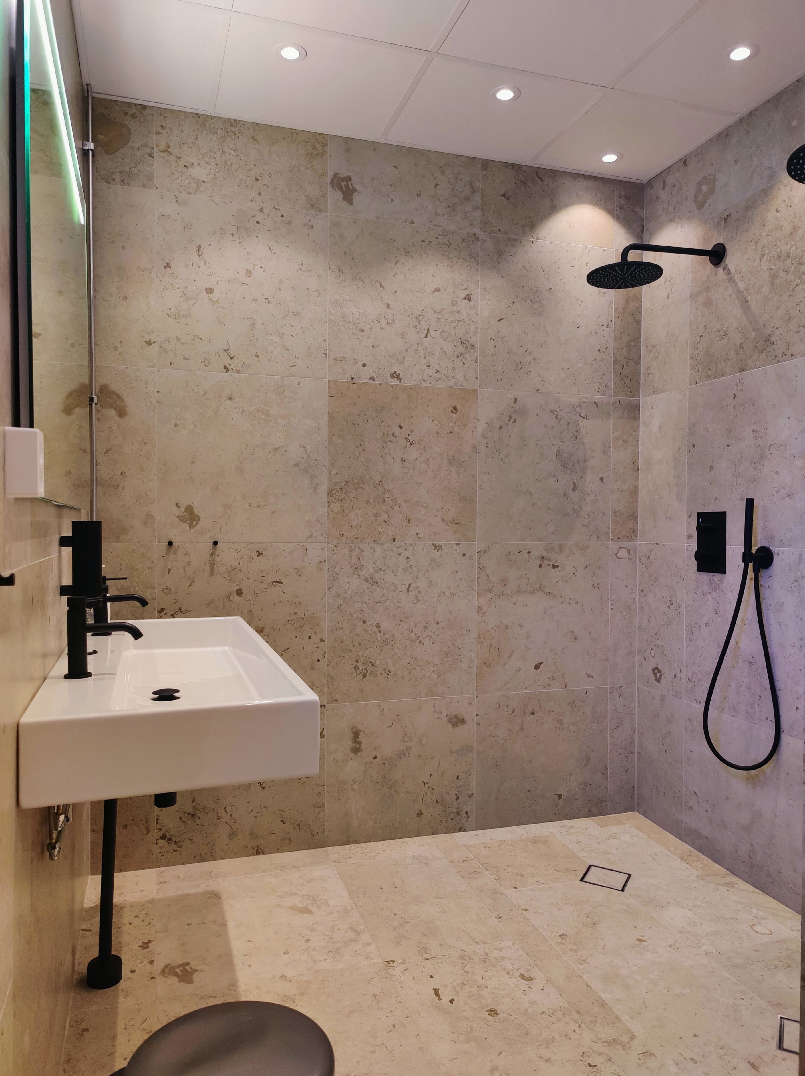 Föreningens relax i källaren