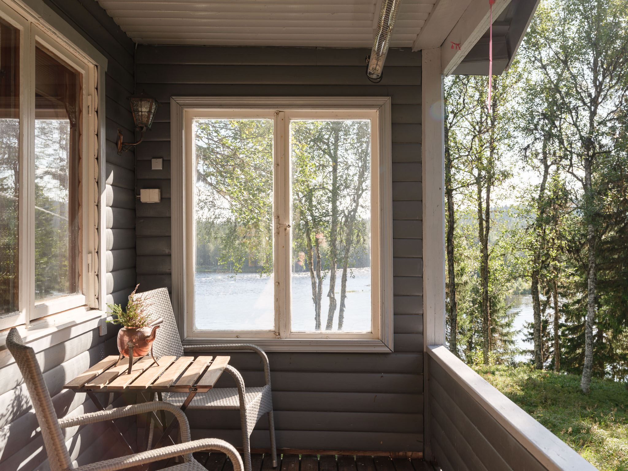 25 Veranda