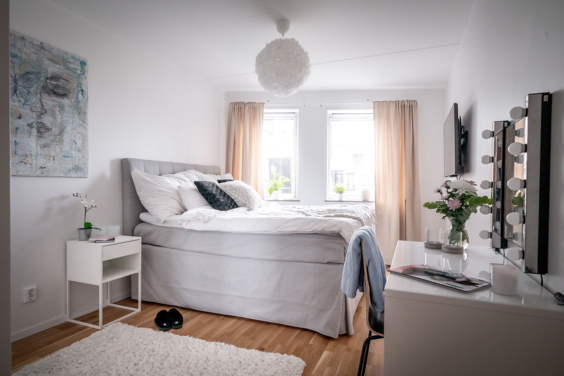 Master bedroom.