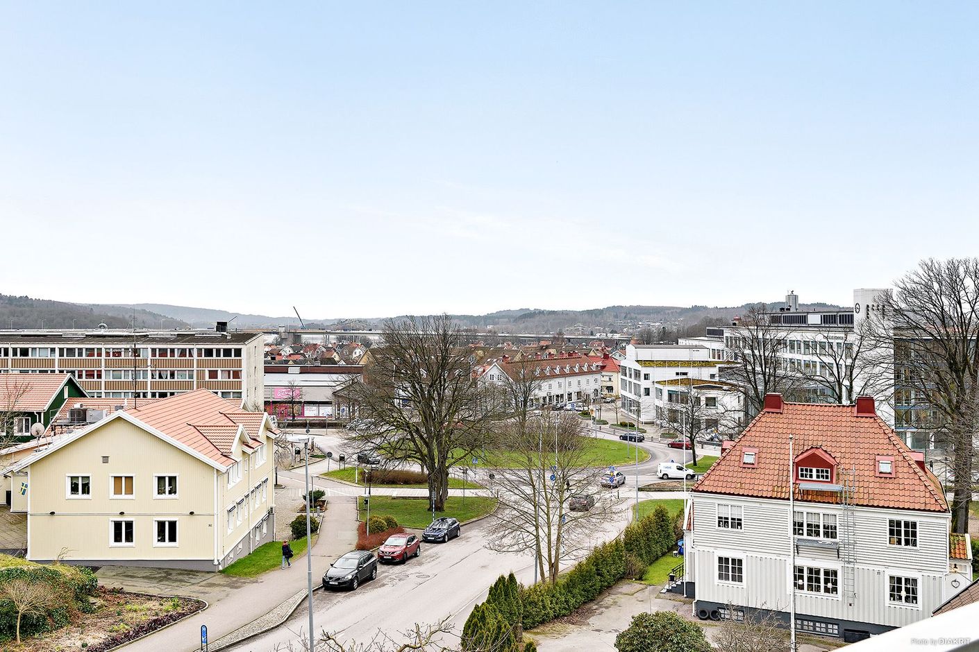 Underbar utsikt från balkongen som ligger i riktigt bra solläge.