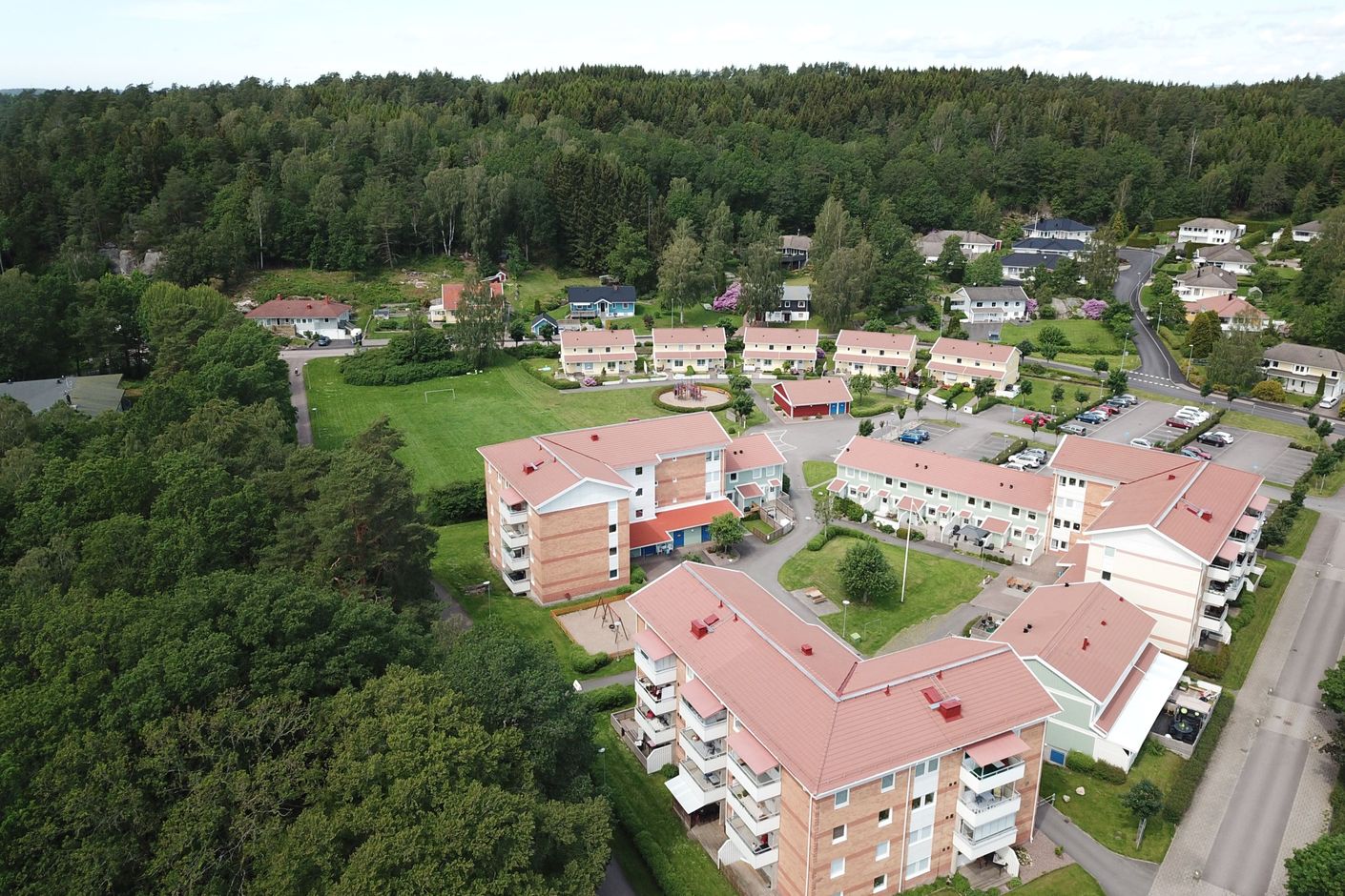Välkomna till ett område med naturen runt knuten.