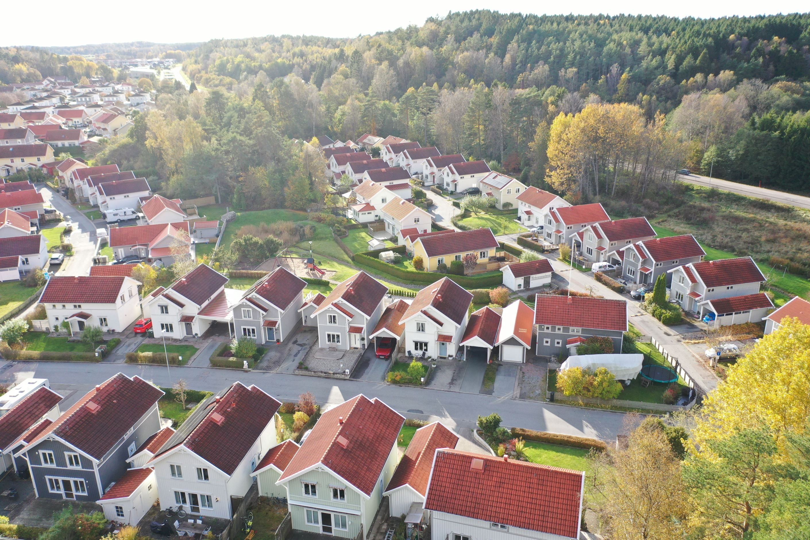Mysigt område i attraktiva Ytterby.