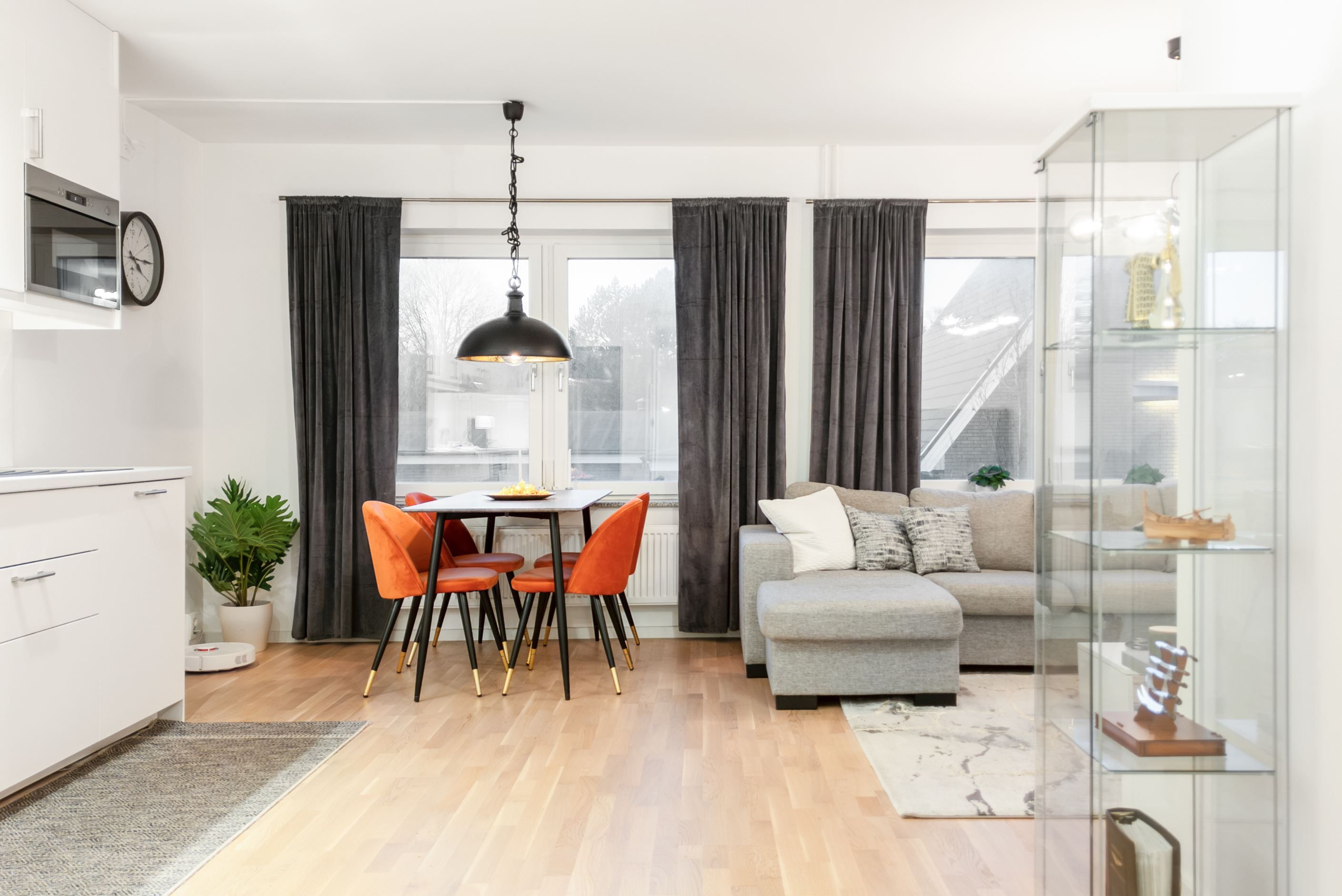 Ljusa och neutrala materialval.