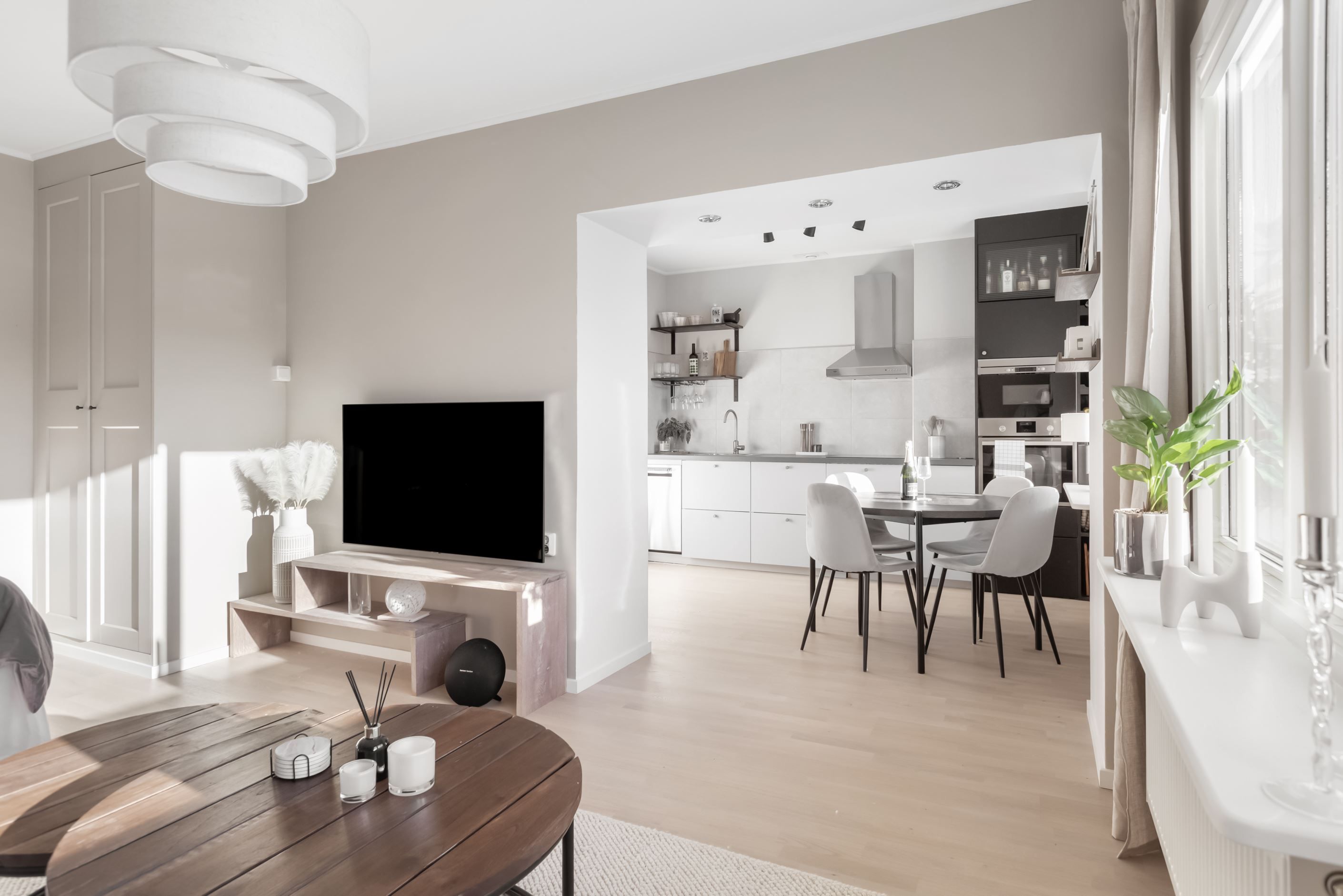 Härligt naturligt ljusinsläpp.