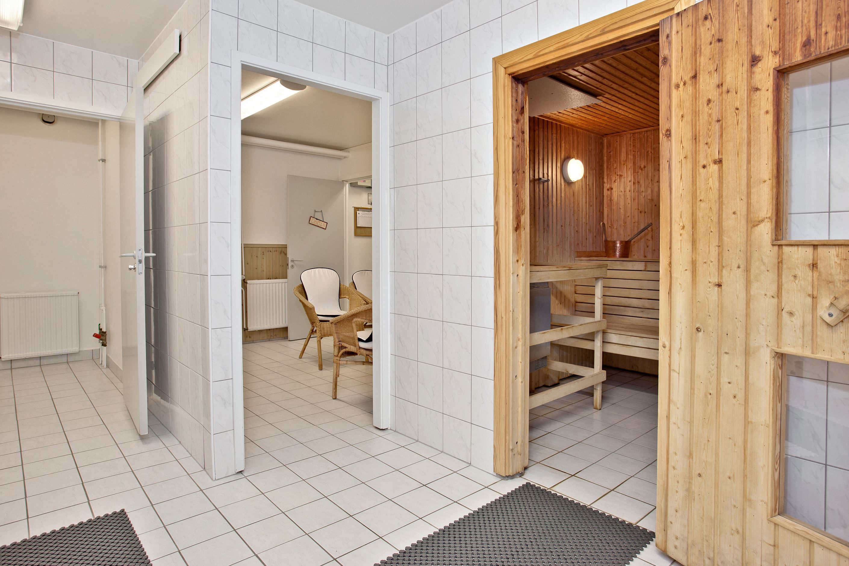 I föreningen finns bastu och duschar.