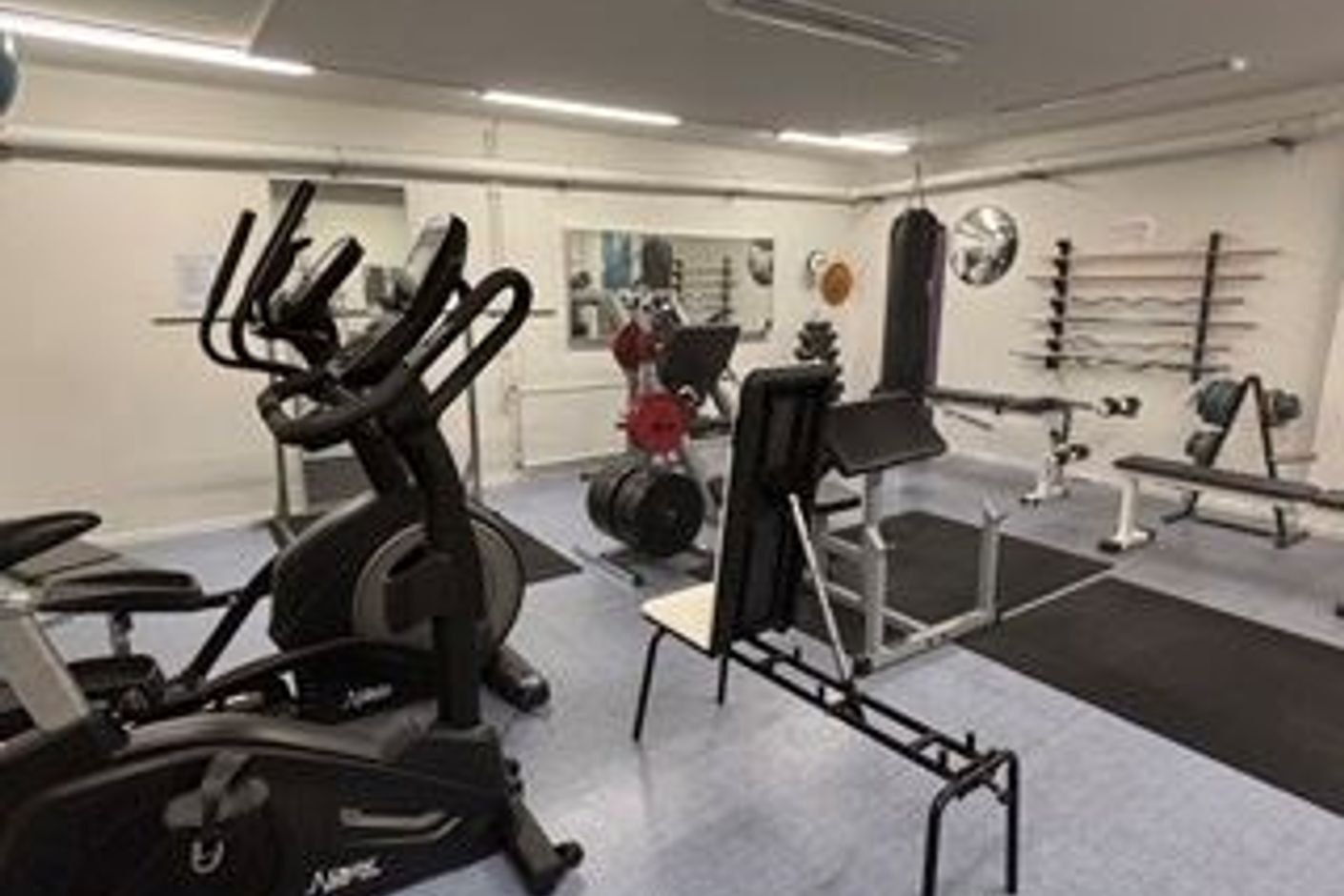 Mycket fint gym i föreningen.