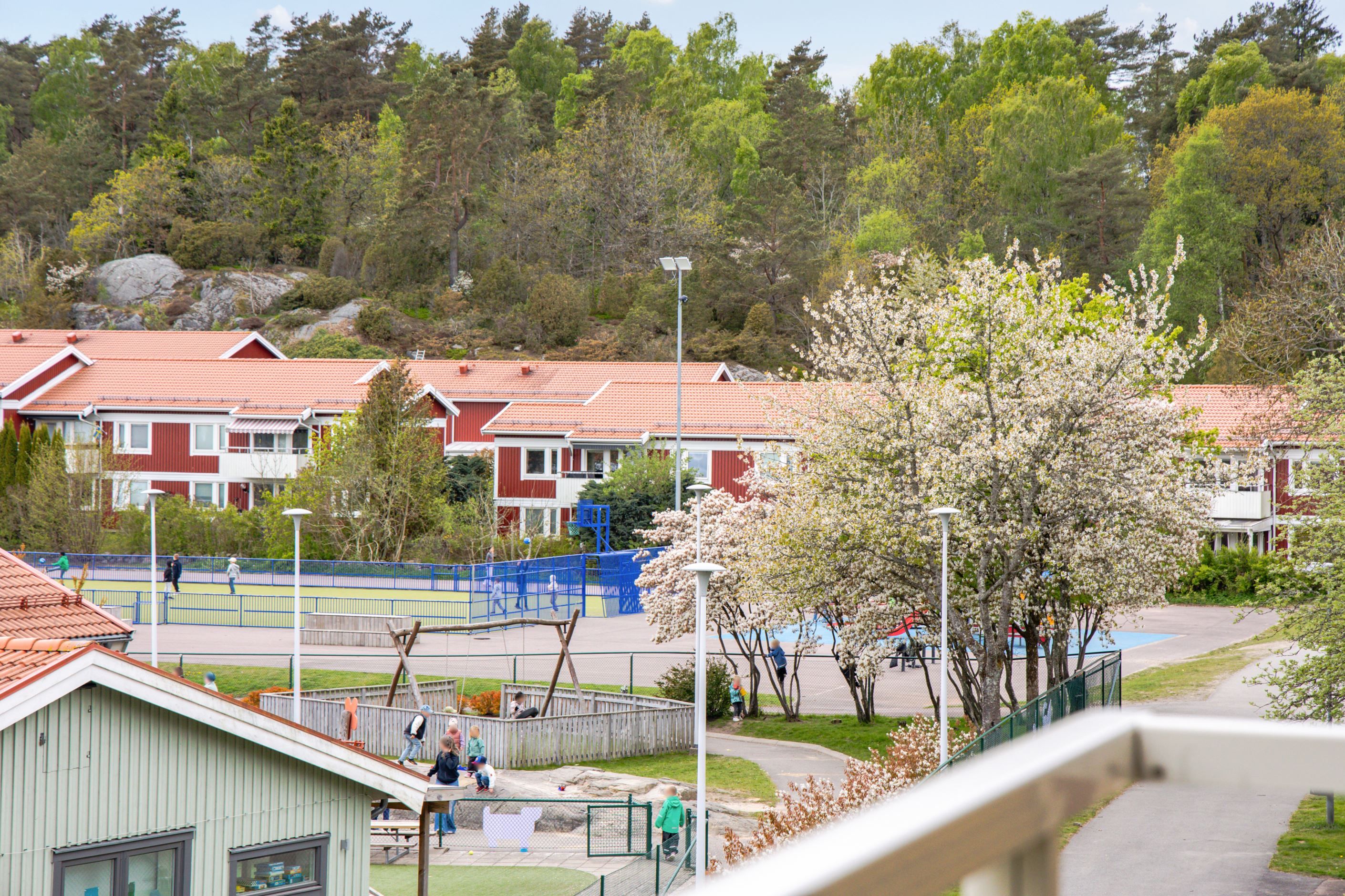Utsikt över barnvänliga Munkegärde.