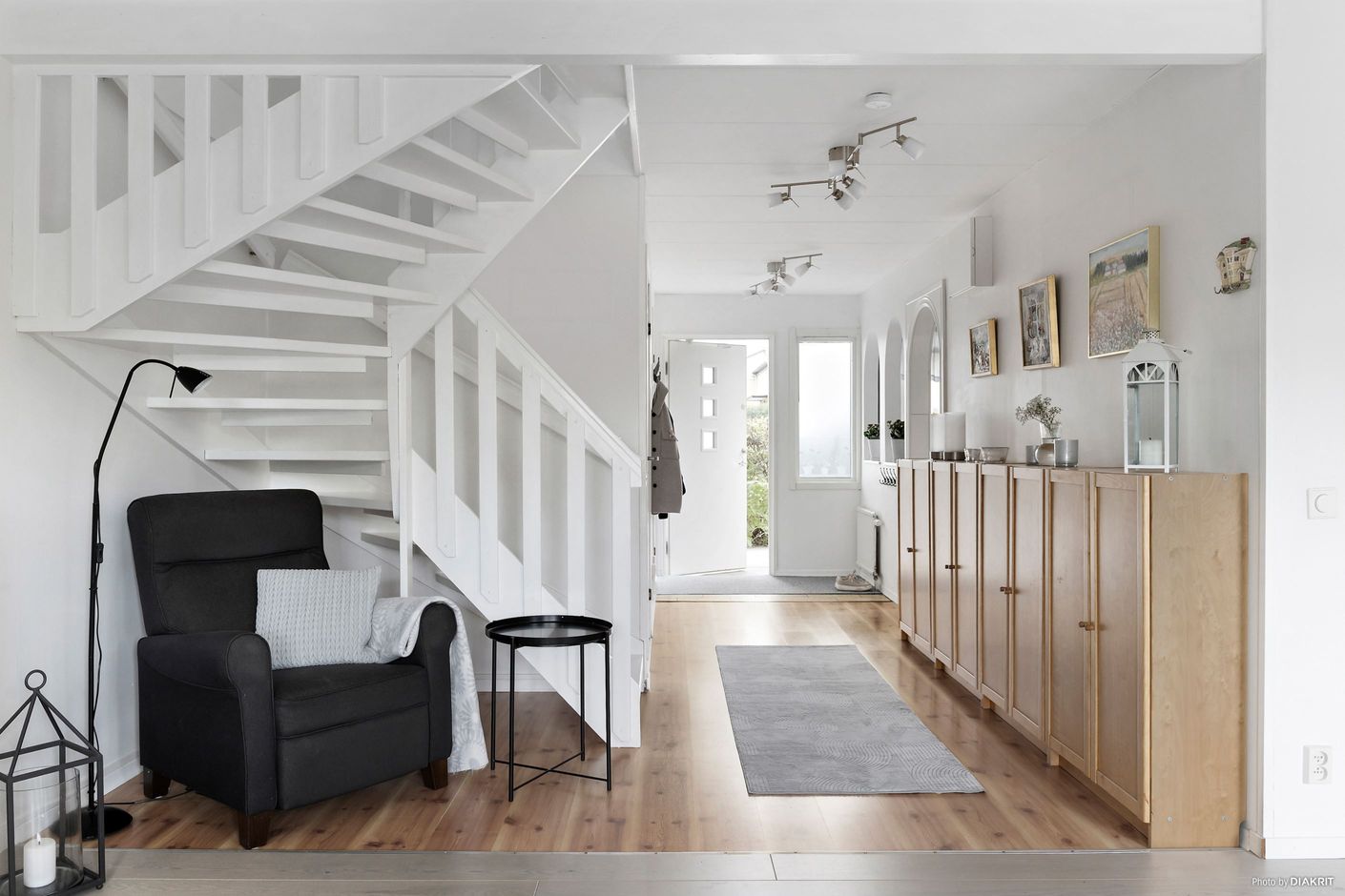 Välkomna till ett gavelradhus perfekt för barnfamiljen.