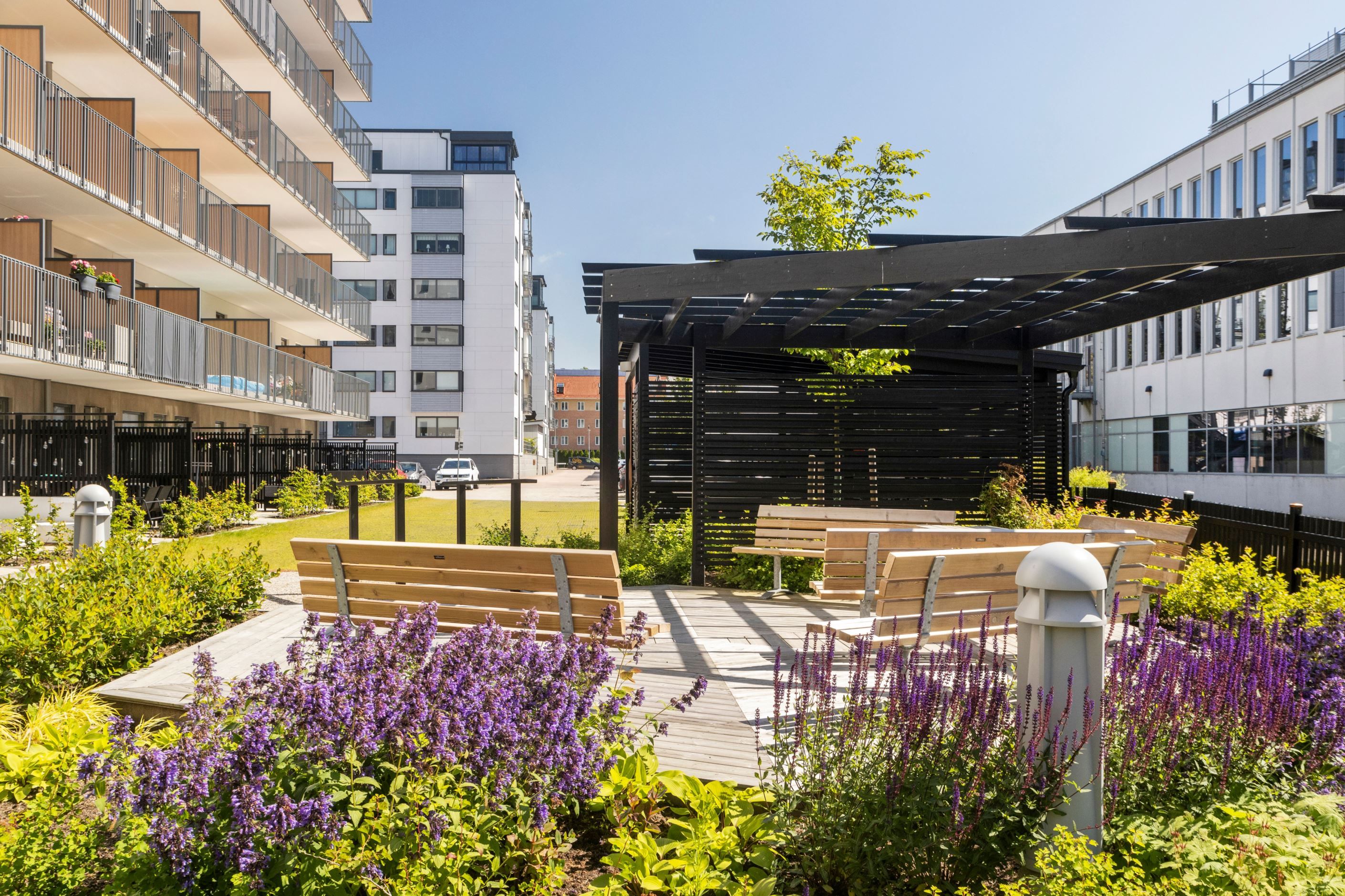 Innergården blir en trevlig samlingspunkt.