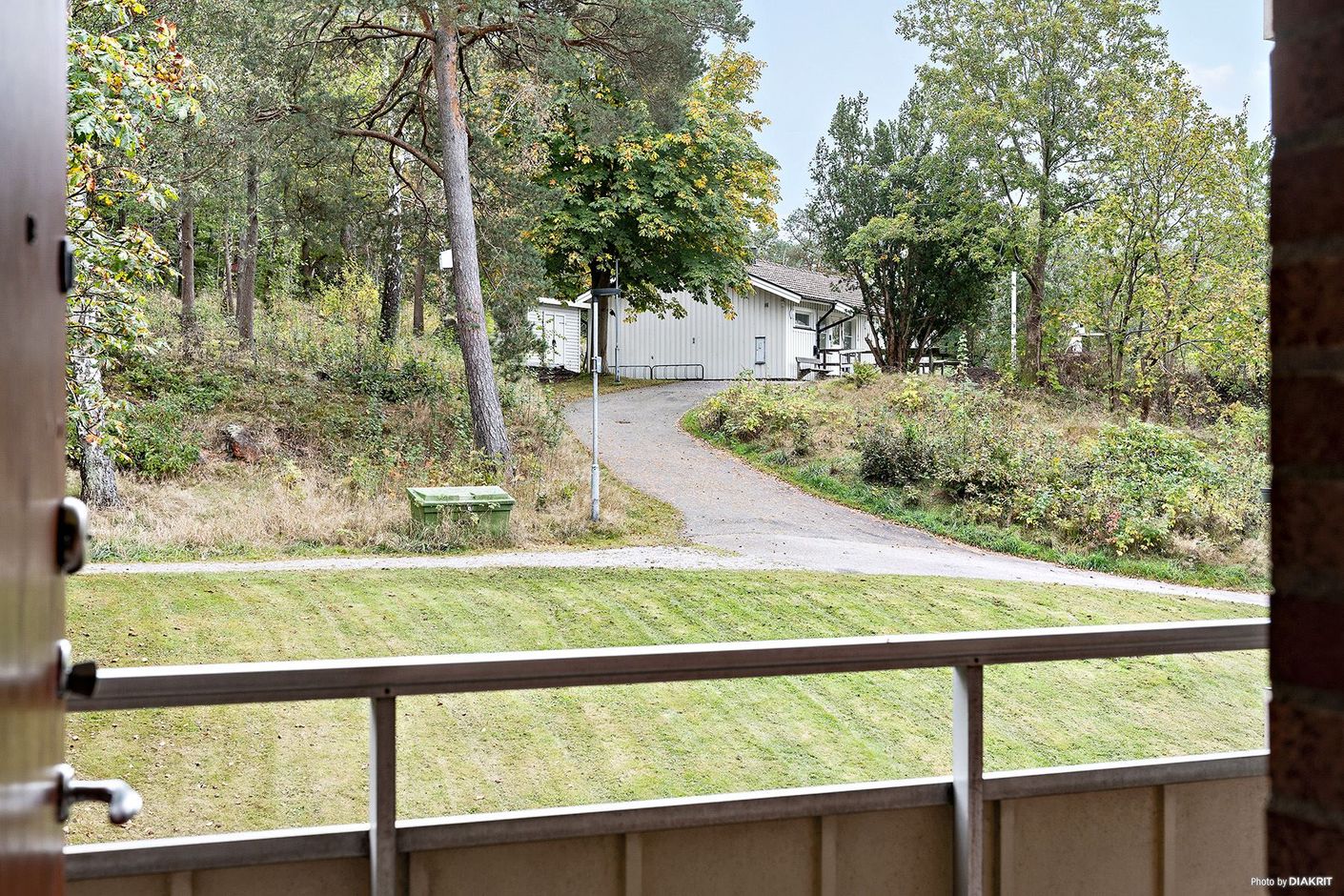"Entrébalkongen" ligger mot härliga Fontin och här finns morgonsolsmöjlighet.