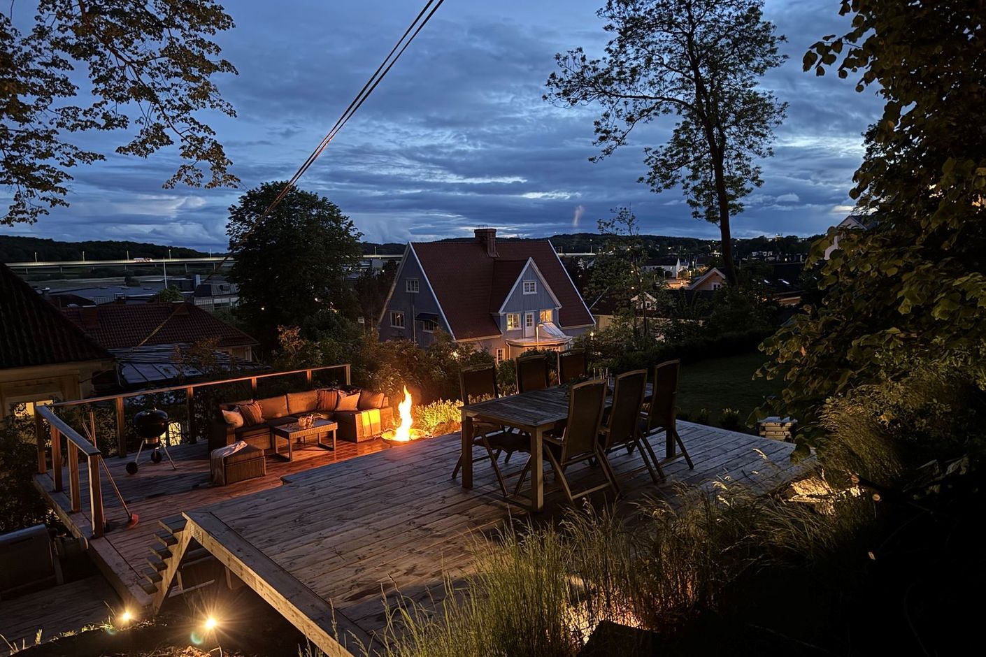Underbart läge med Kungälv nedanför.