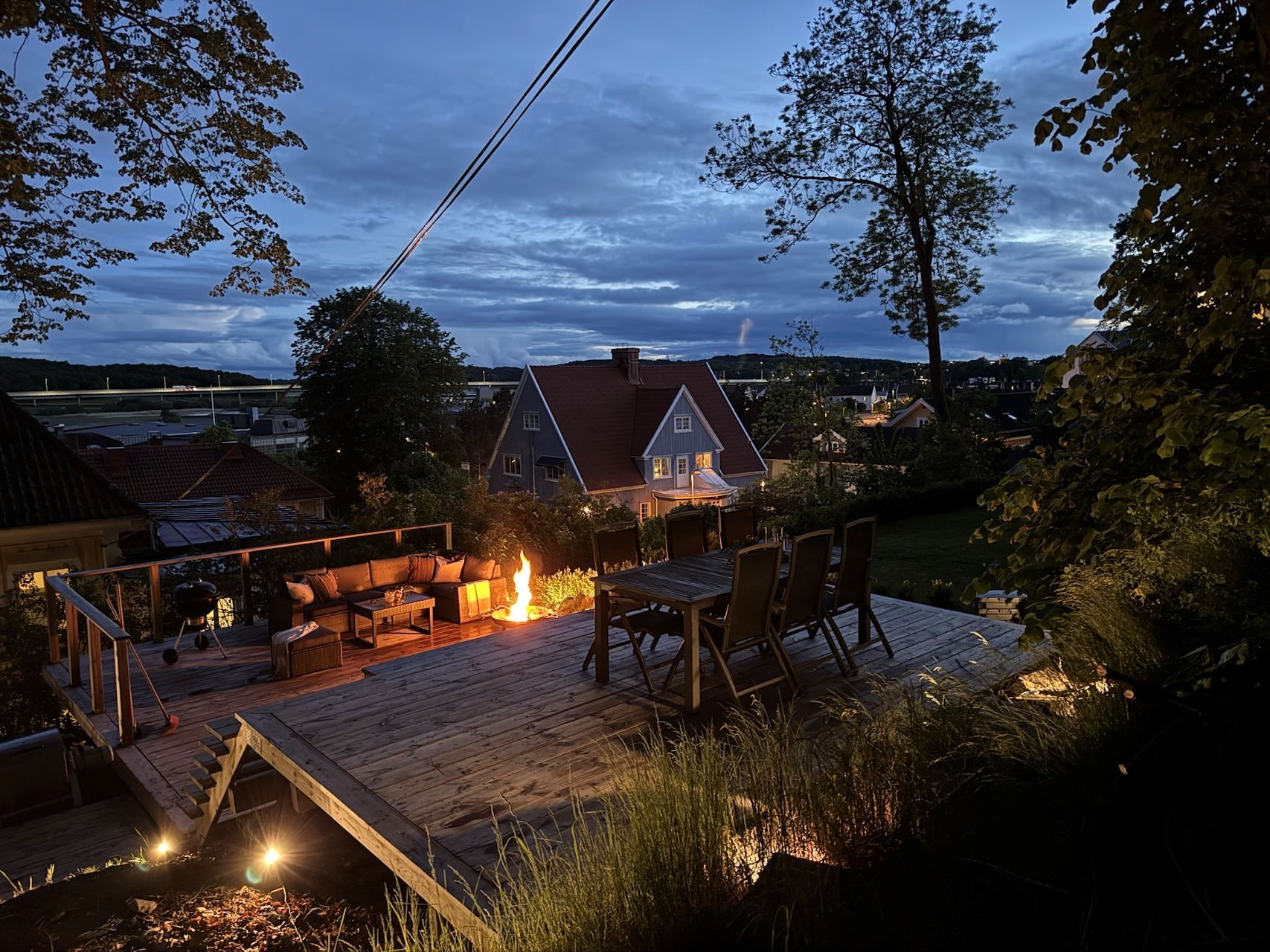 Underbart läge med Kungälv nedanför.