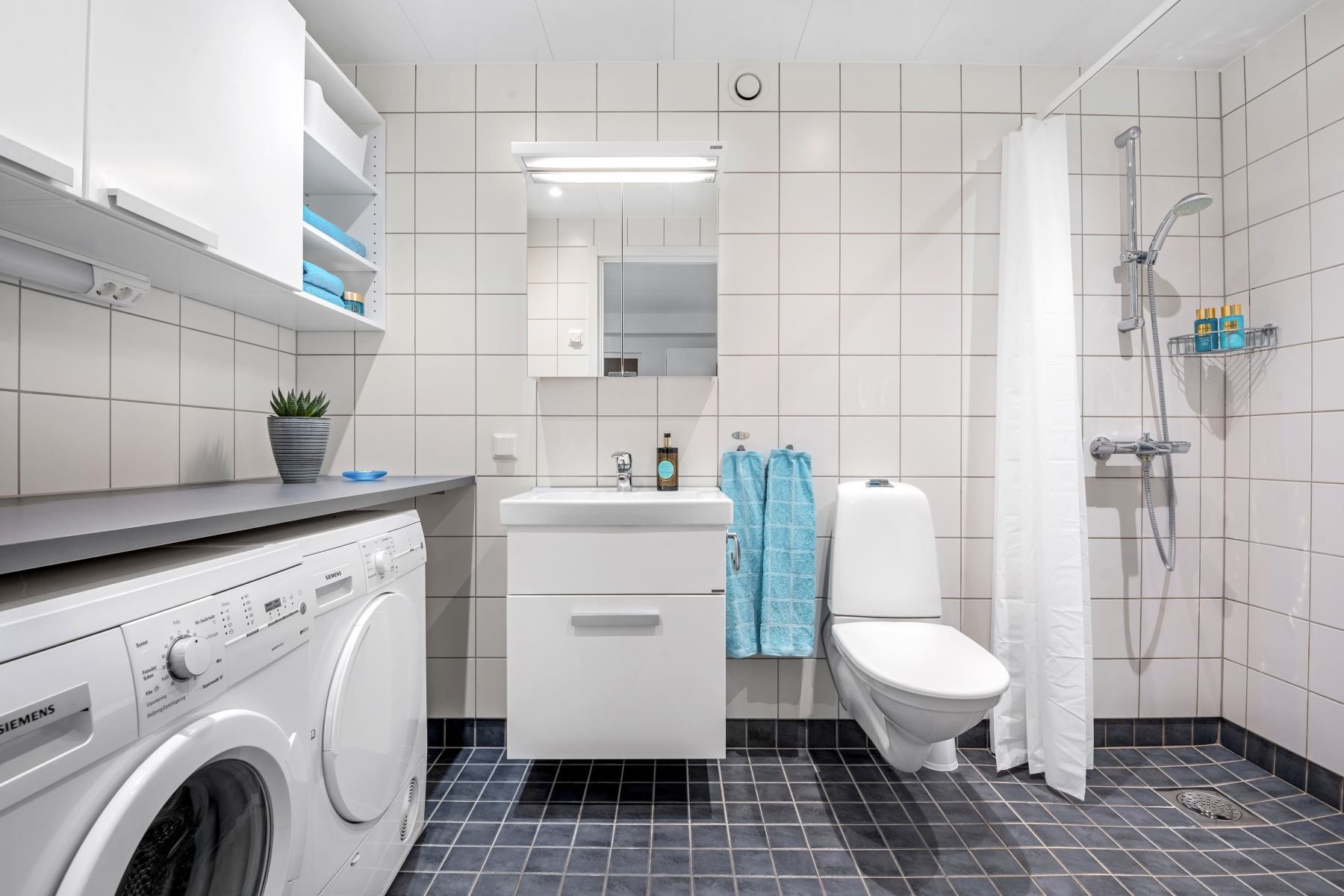 Modernt och smakfullt badrum