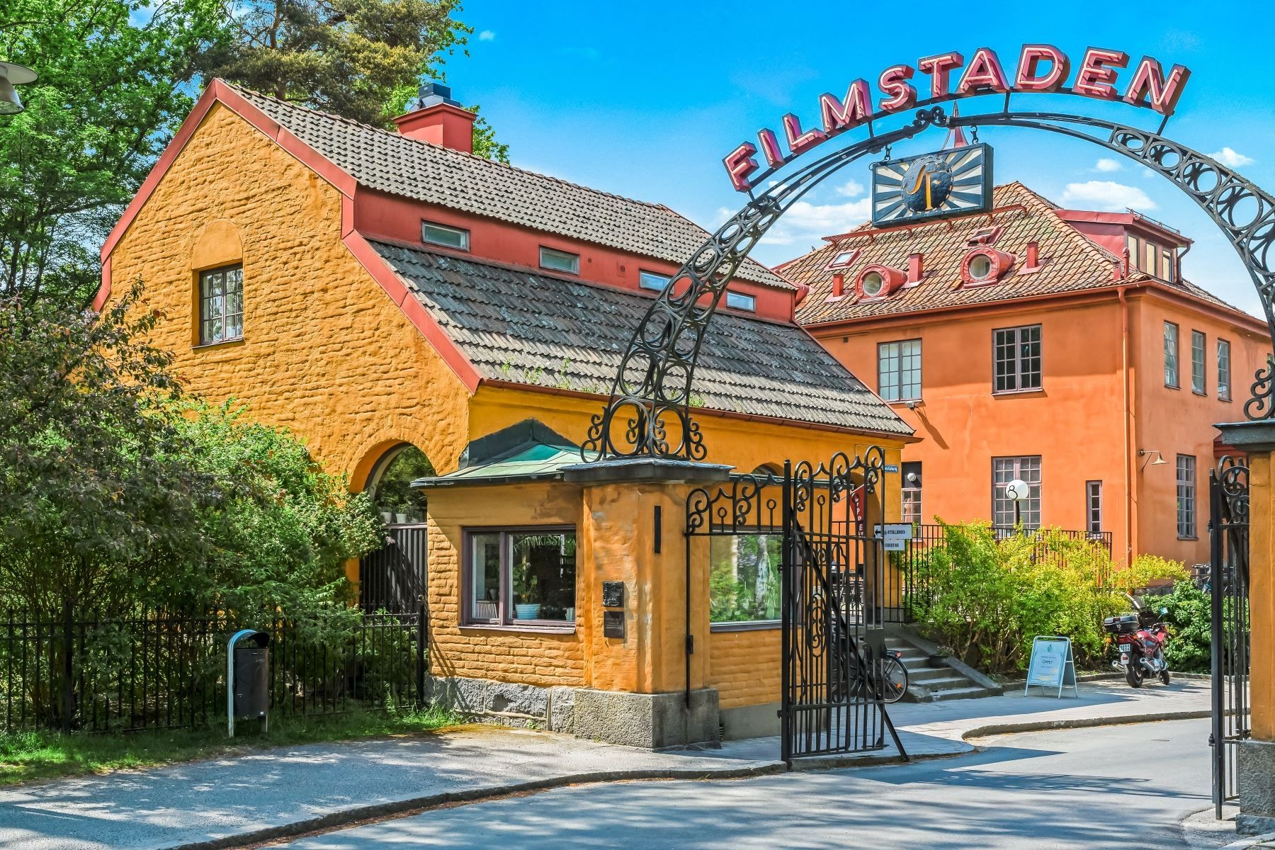 Gamla Filmstadens mysiga område alldeles i närheten
