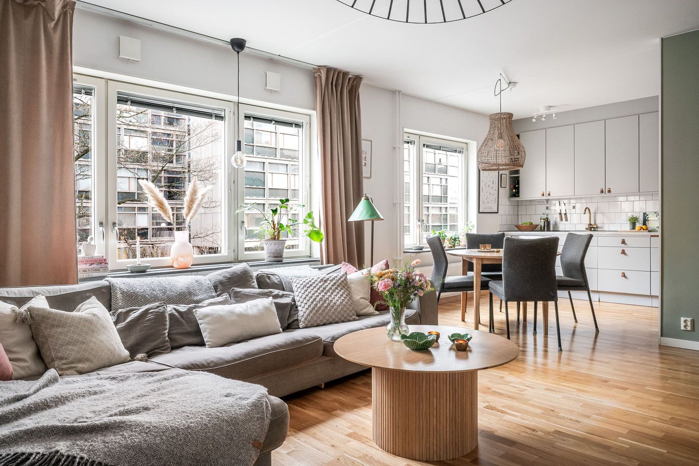 Ljus lägenhet med trevlig planlösning