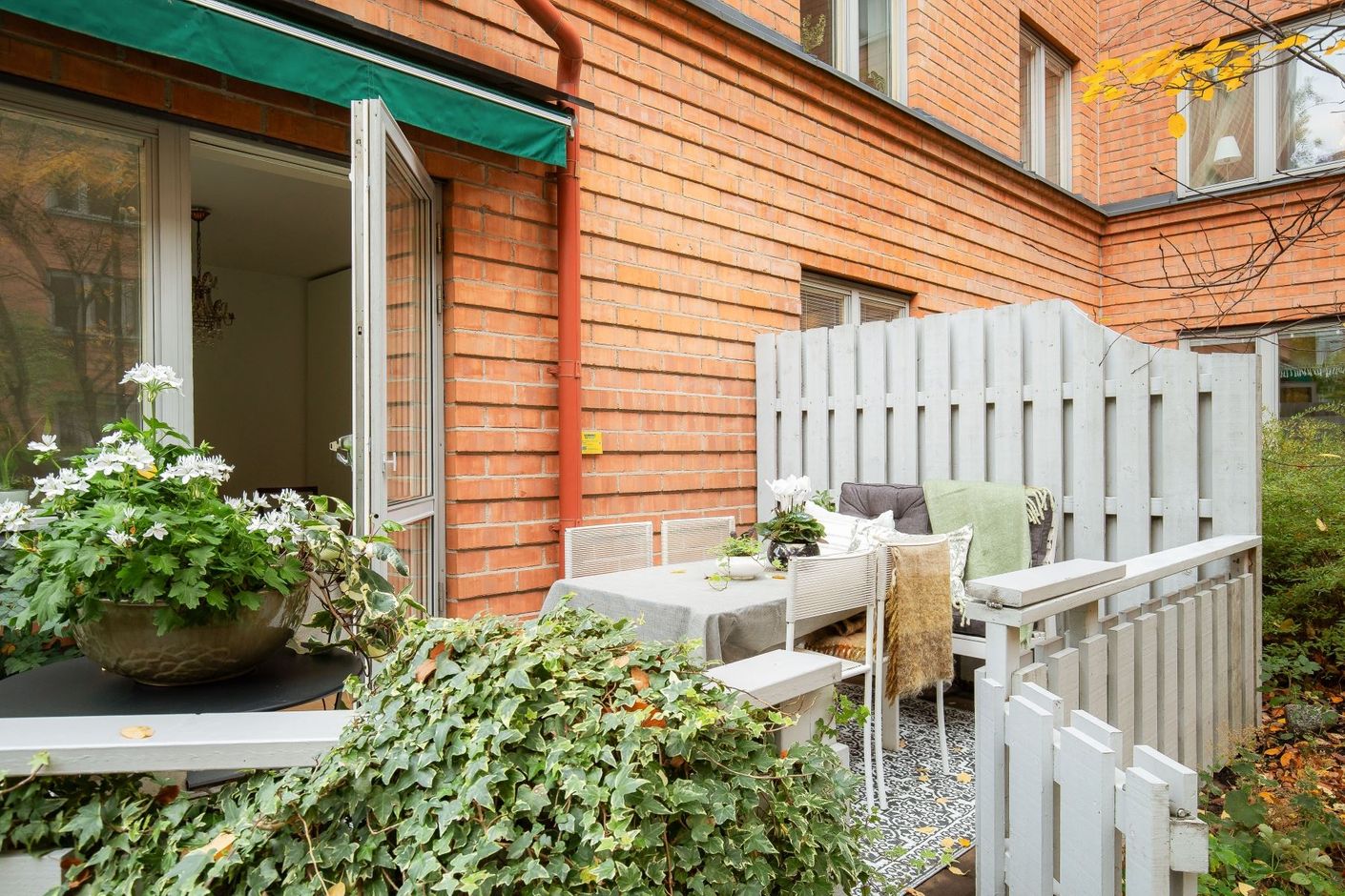 Gott om plats för möblemang och odlingar