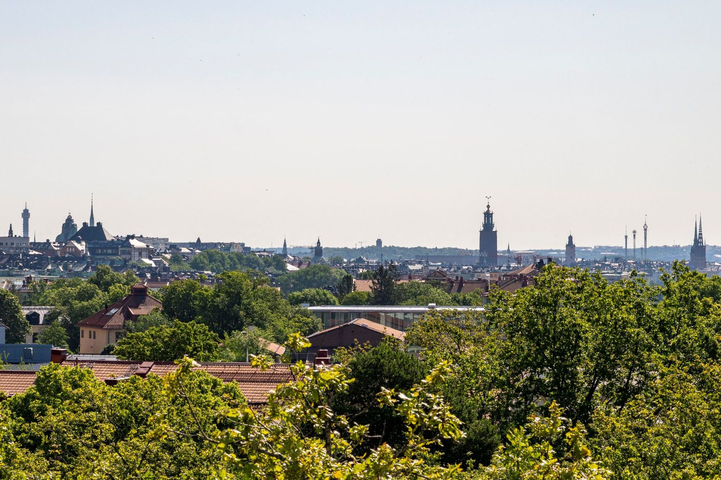 Vy mot Stadshuset, Gröna Lund, Kaknästornet