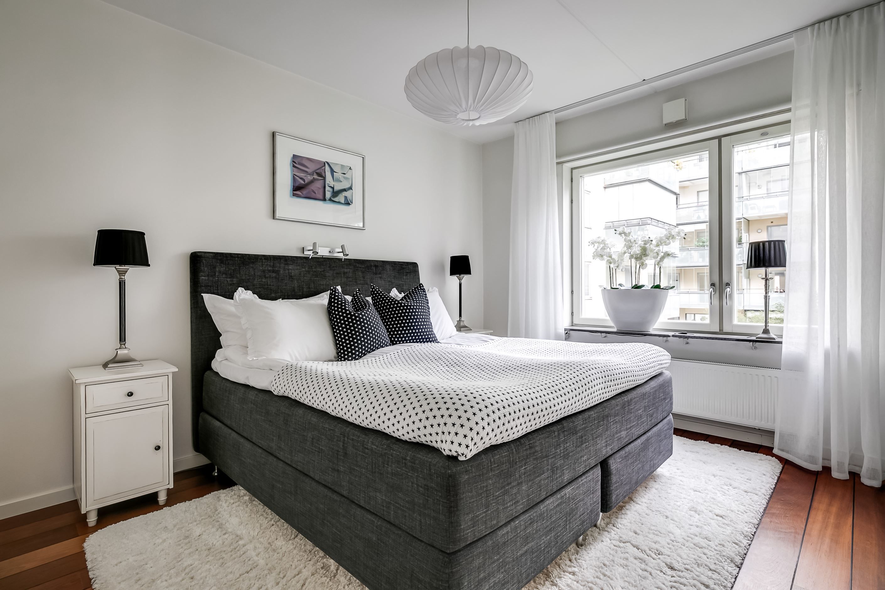 Sovrum med lugnt läge mot innergård