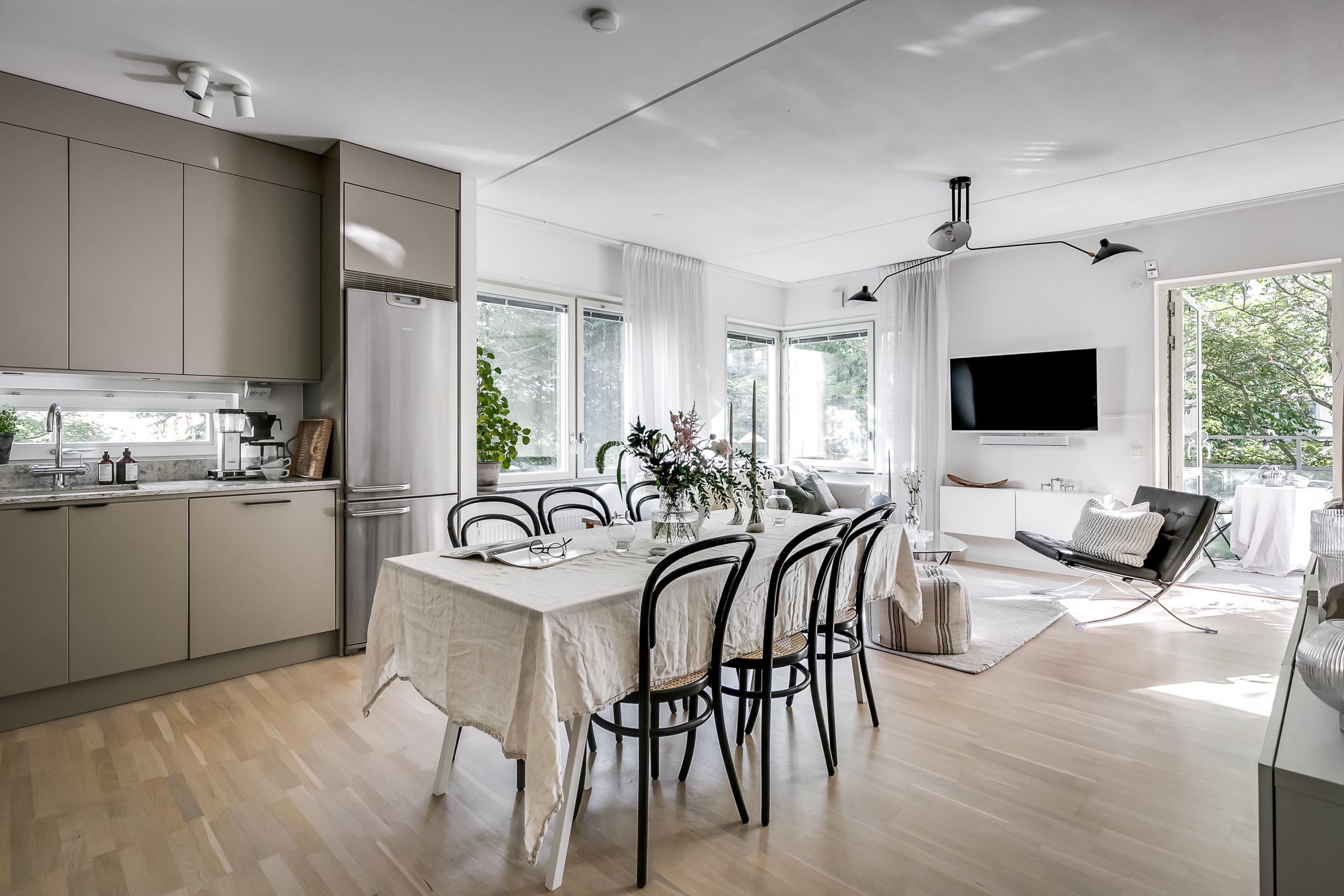 Referensbild på likadan lägenhet med två sovrum