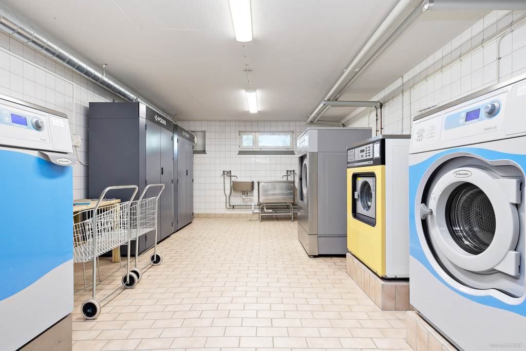 Föreningens tvättstuga i källarplan