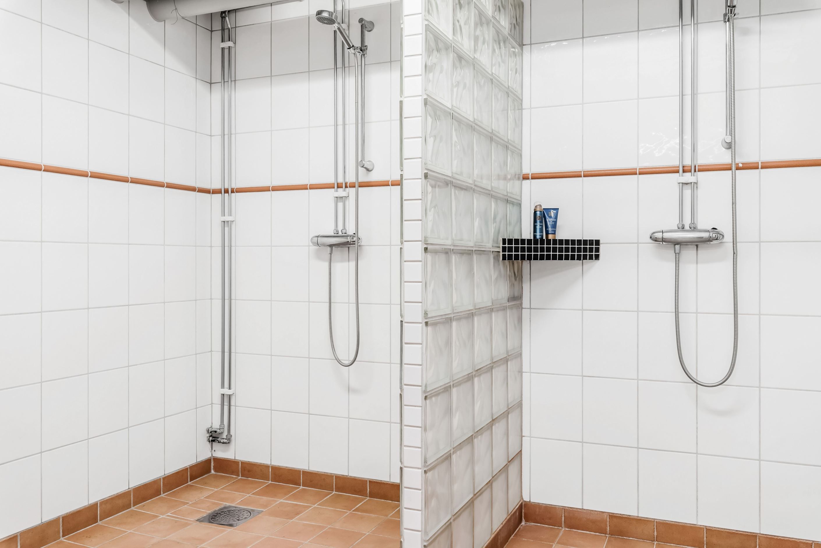 Föreningens dusch / relax