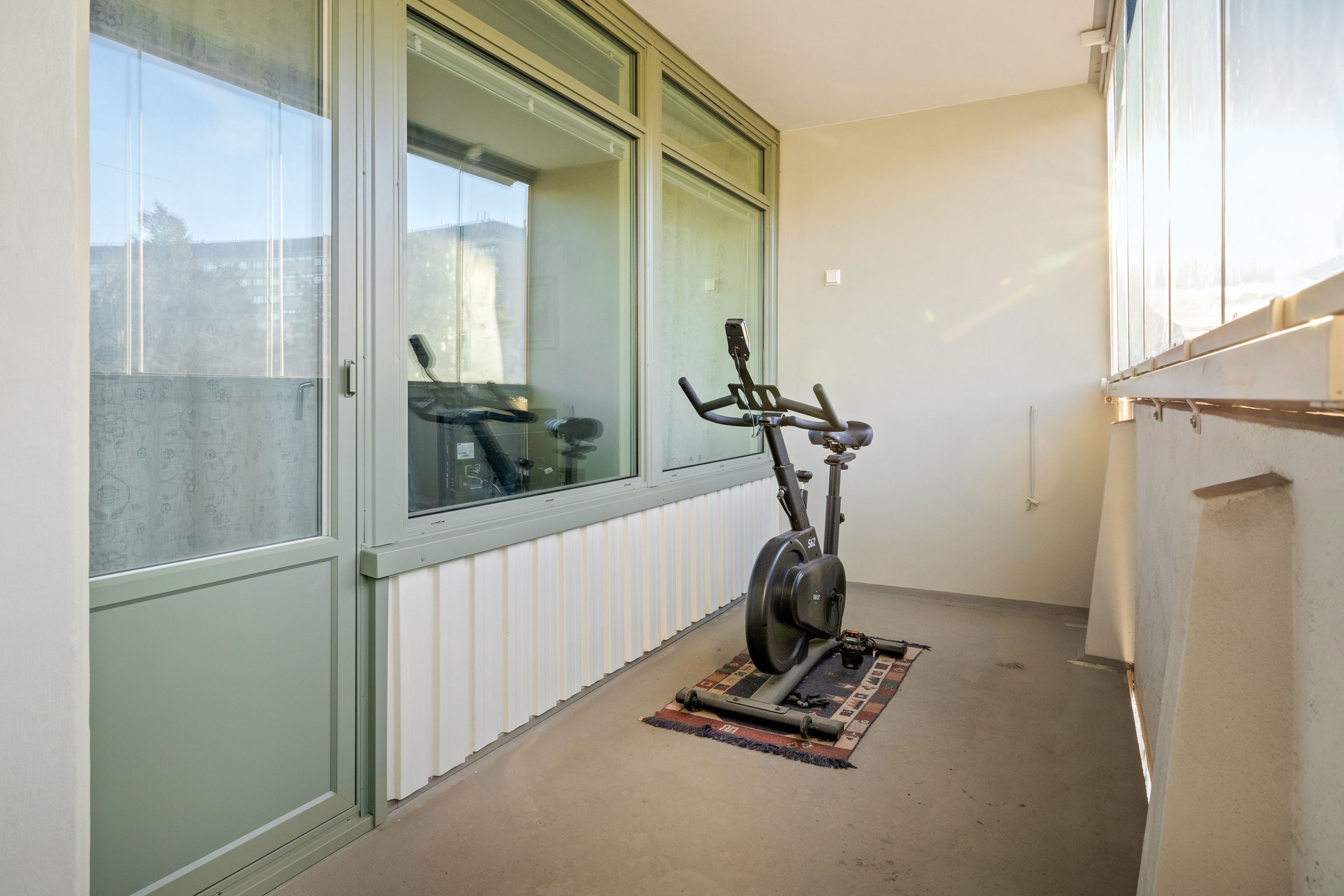 Del av dubbelbalkong