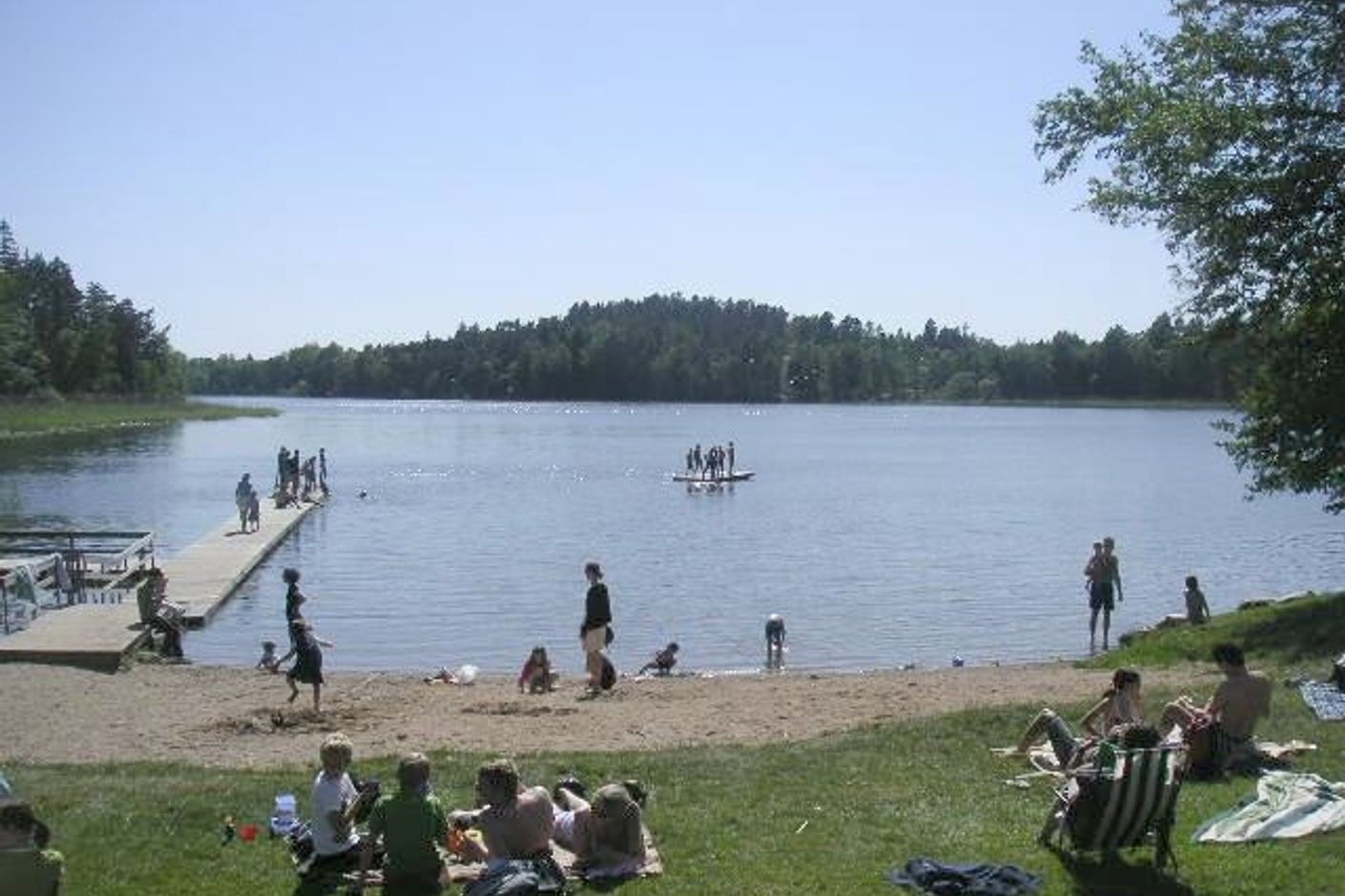 Badet vid Skavlöten sommar 1