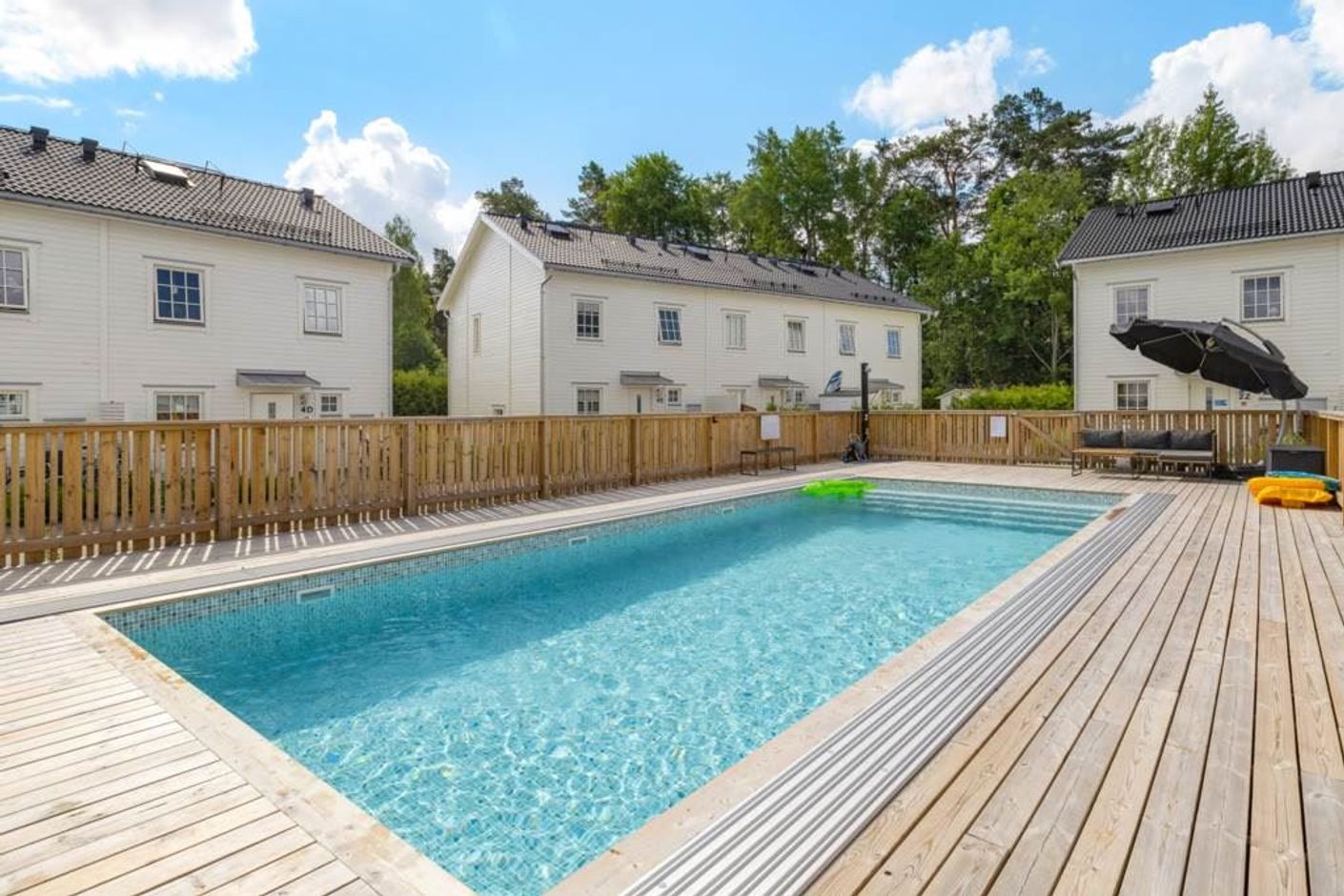 Områdets pool