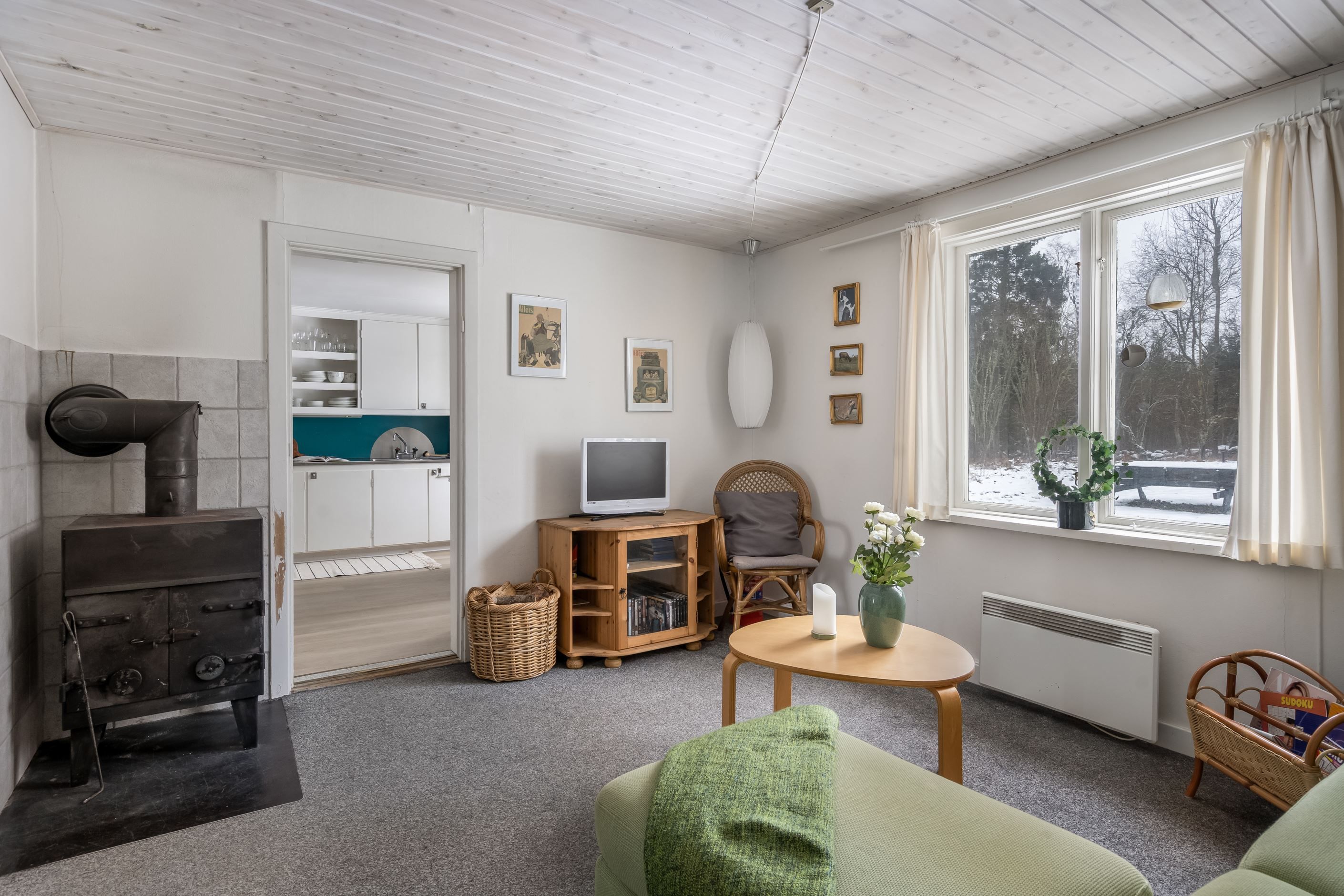 Vardagsrum med kamin