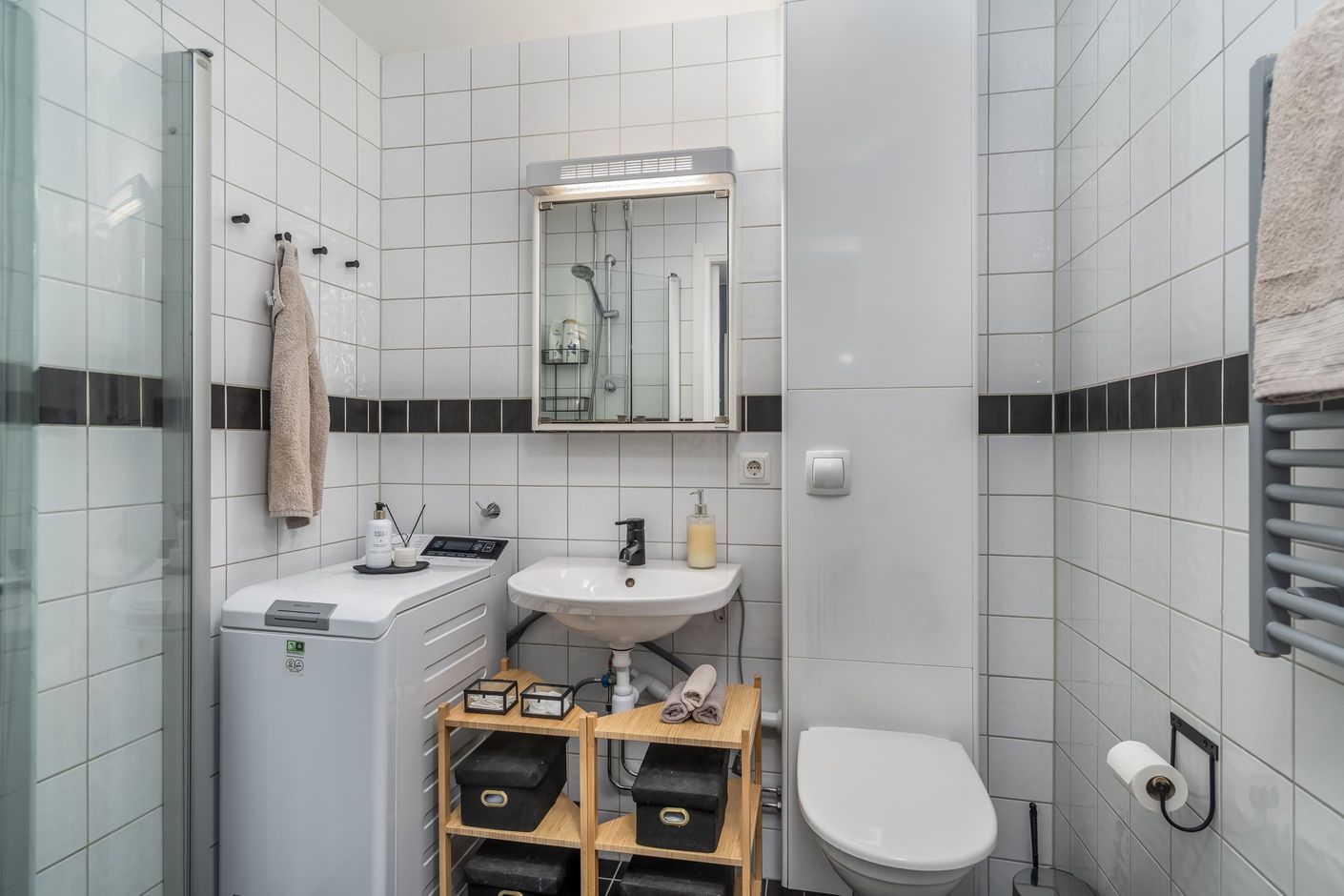 Wc/dusch i helkaklat utförande