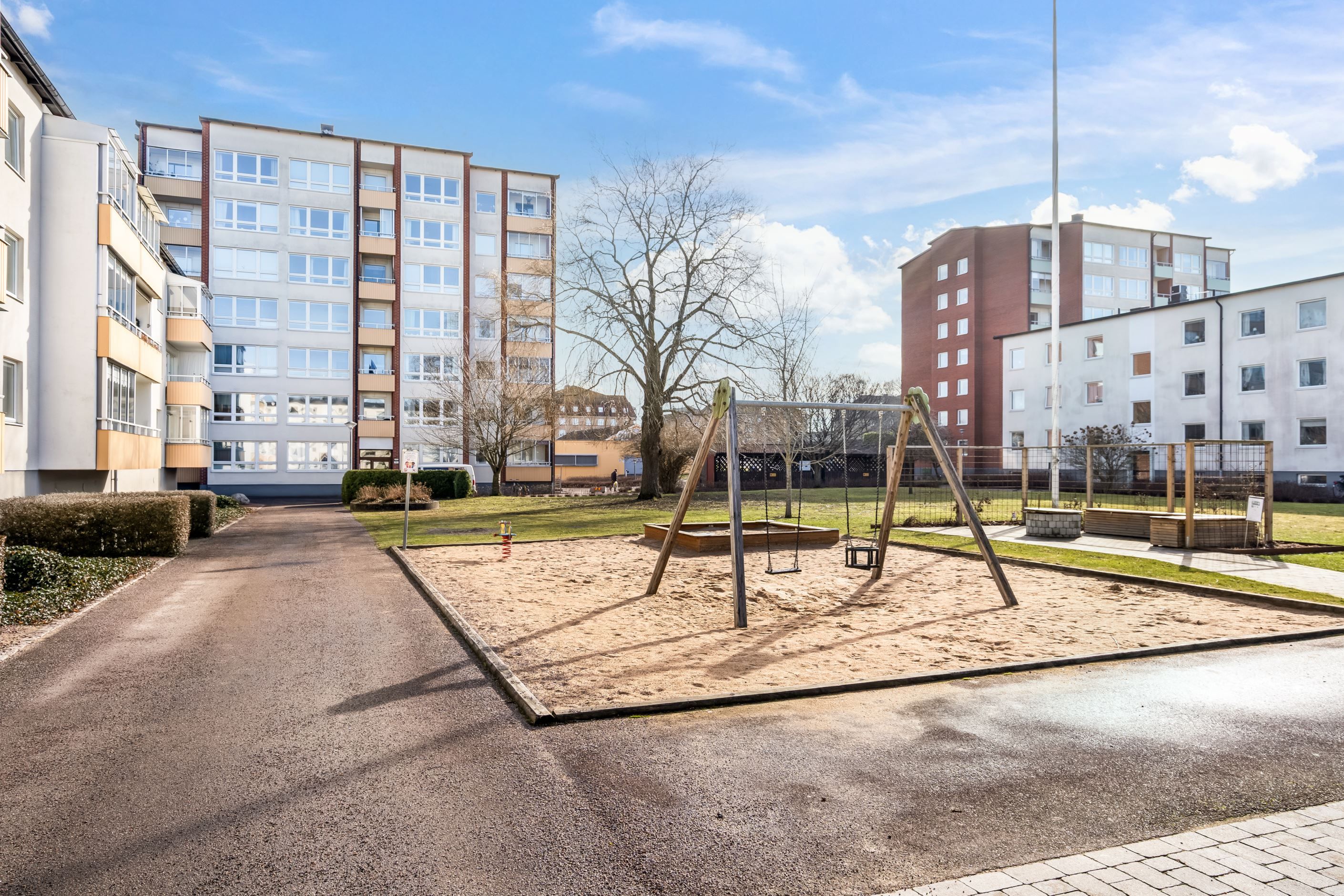 Lekplats på innergården