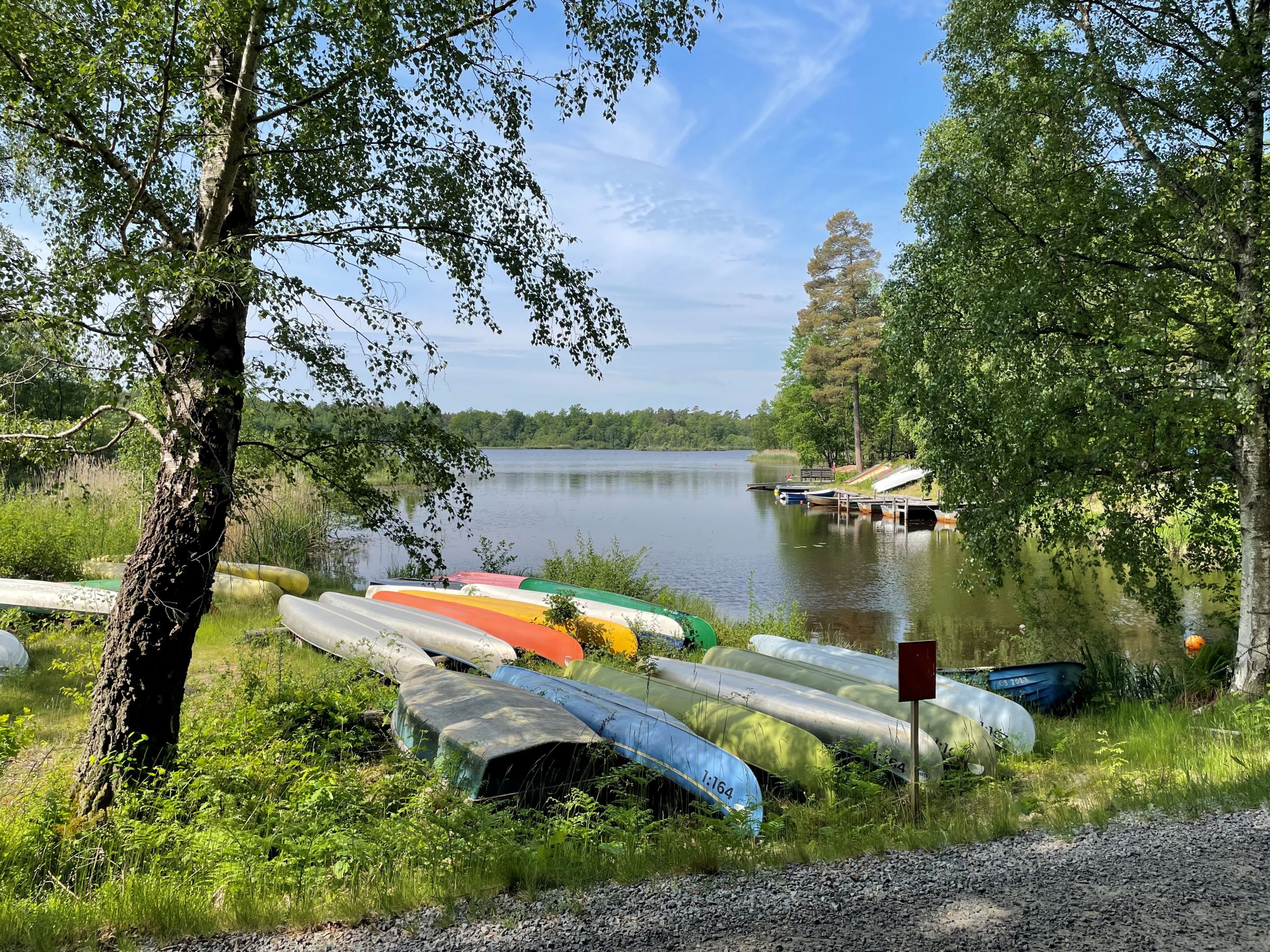 Båthamn vid Svenstorpssjön, 2 km från huset