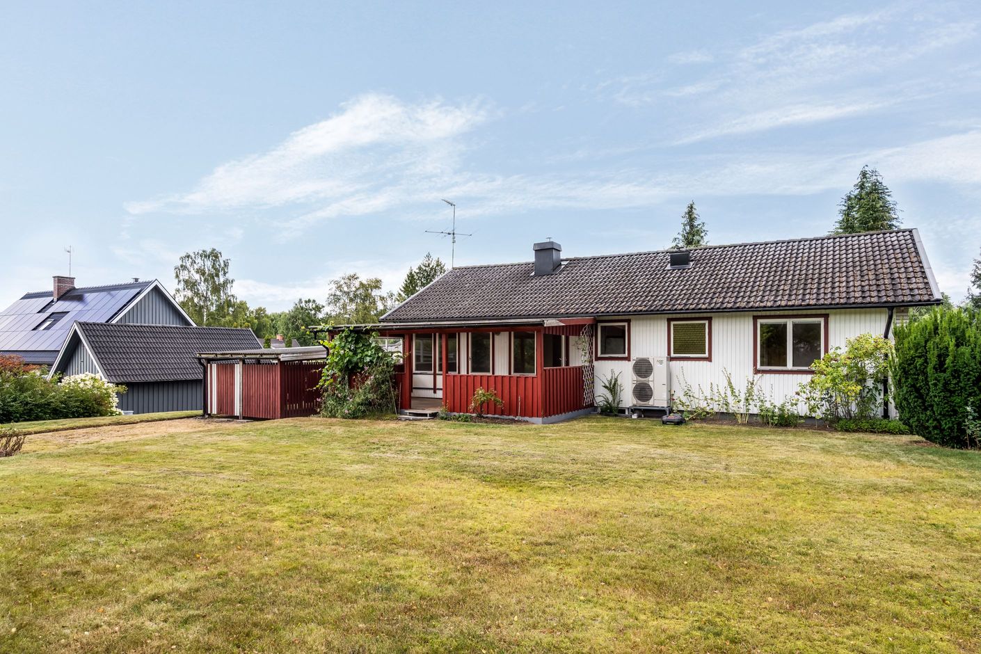 Trädgård på baksidan