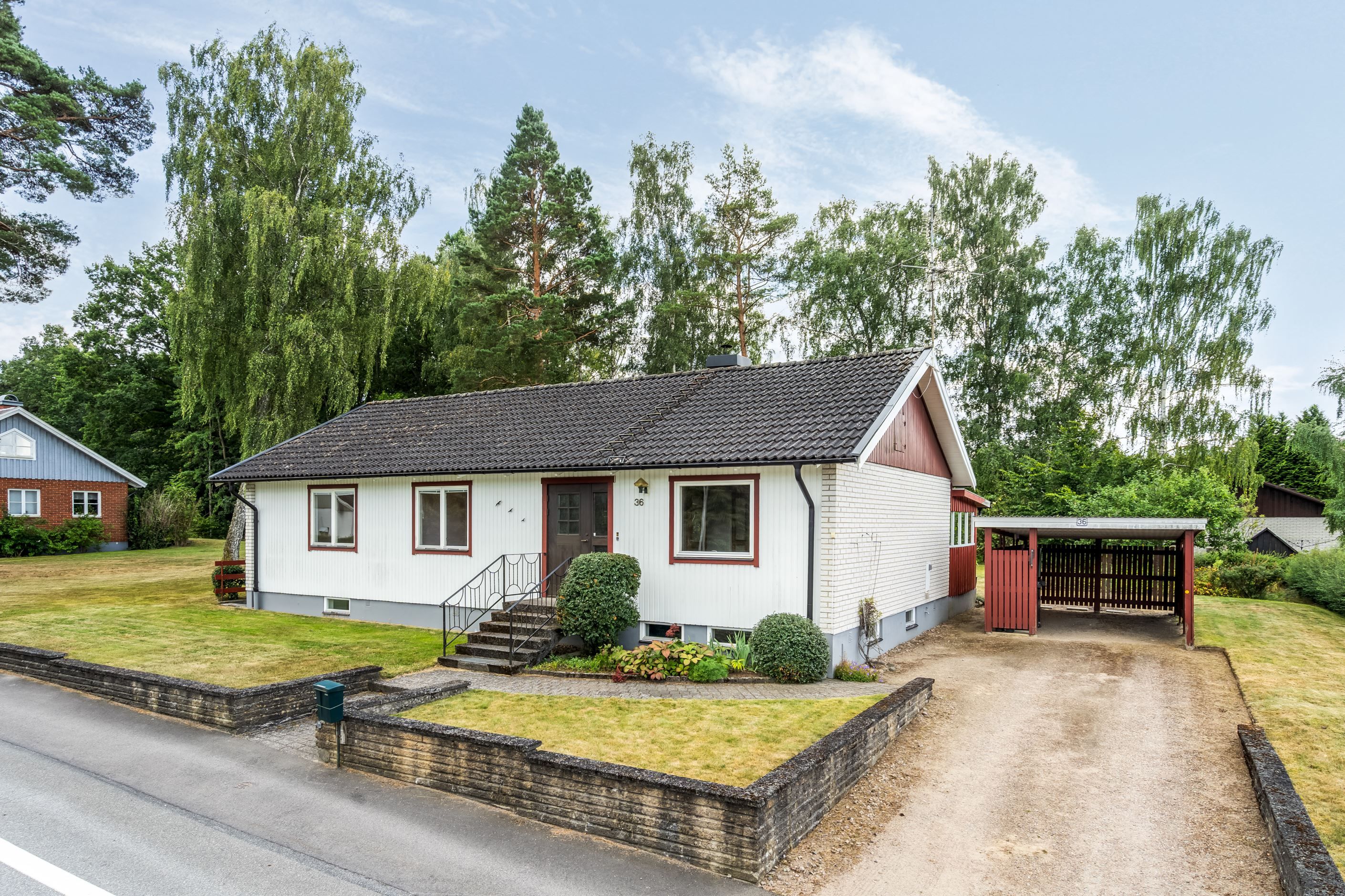 Karlavägen 36