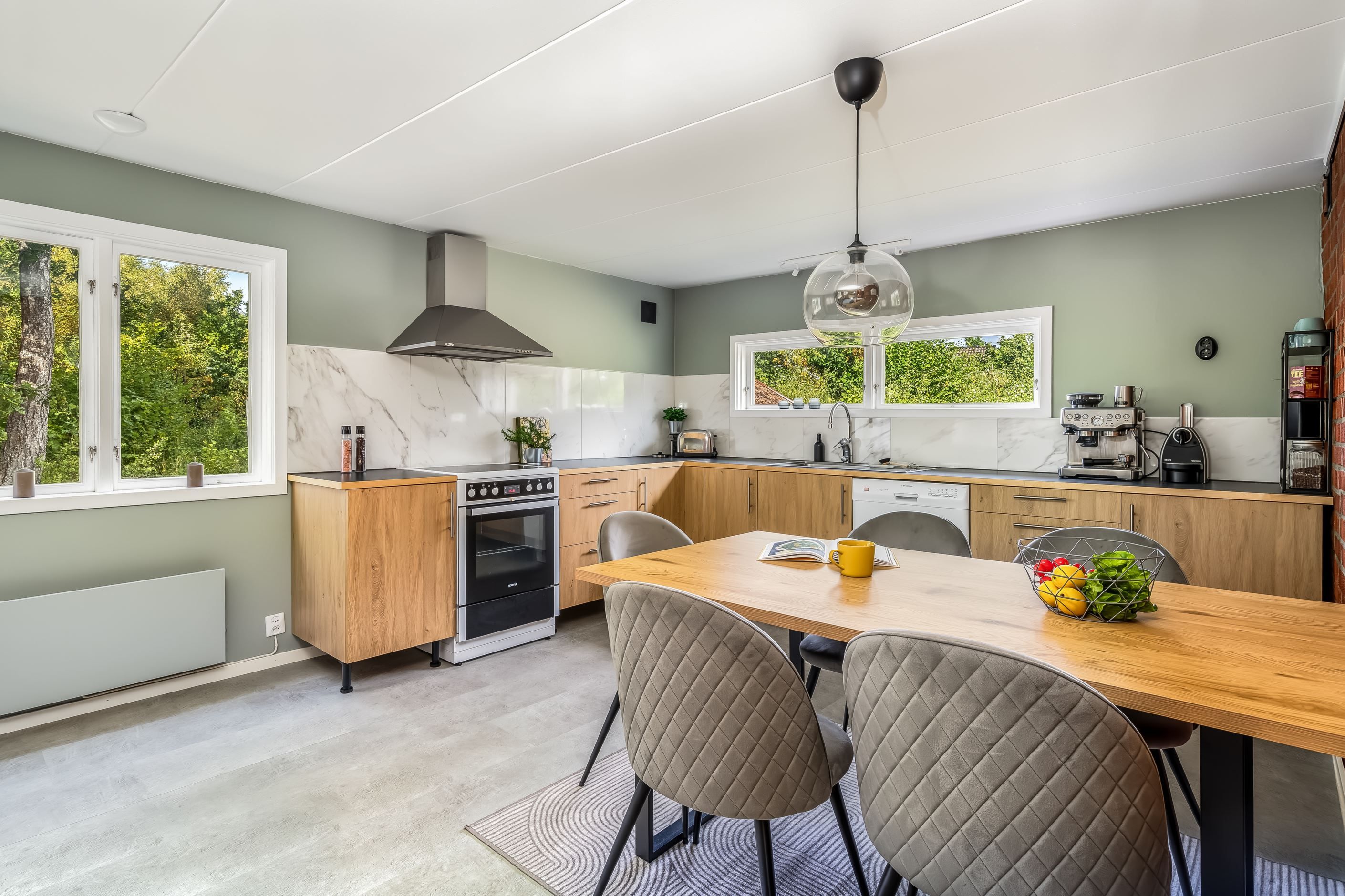 Renoverat kök med modern känsla