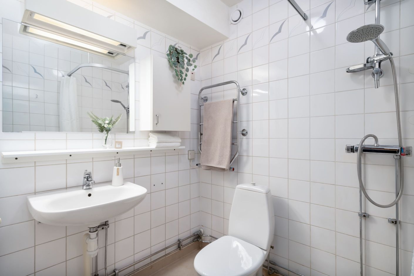 Badrum med dusch på entréplan
