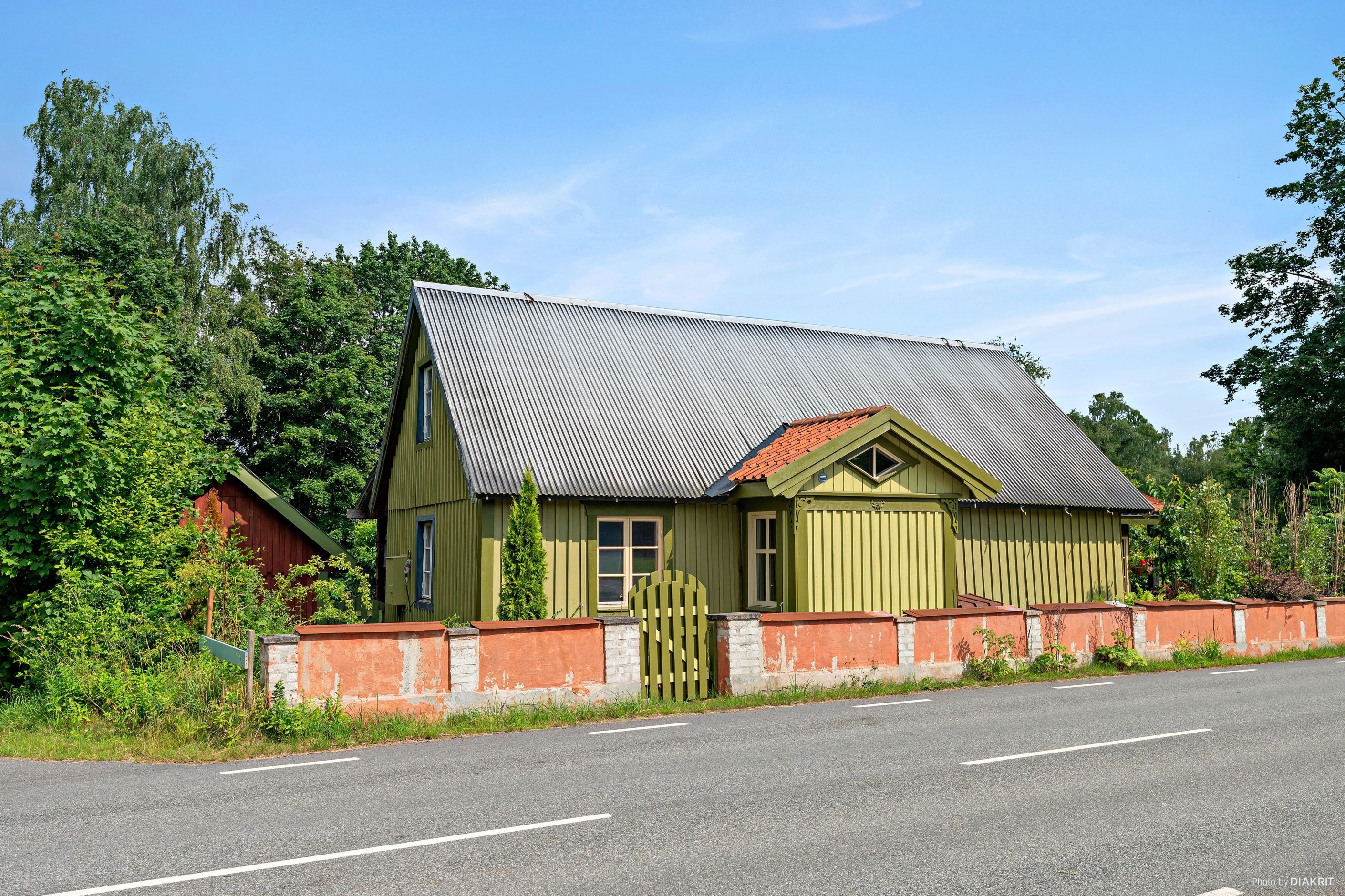 Huset, sett från vägen