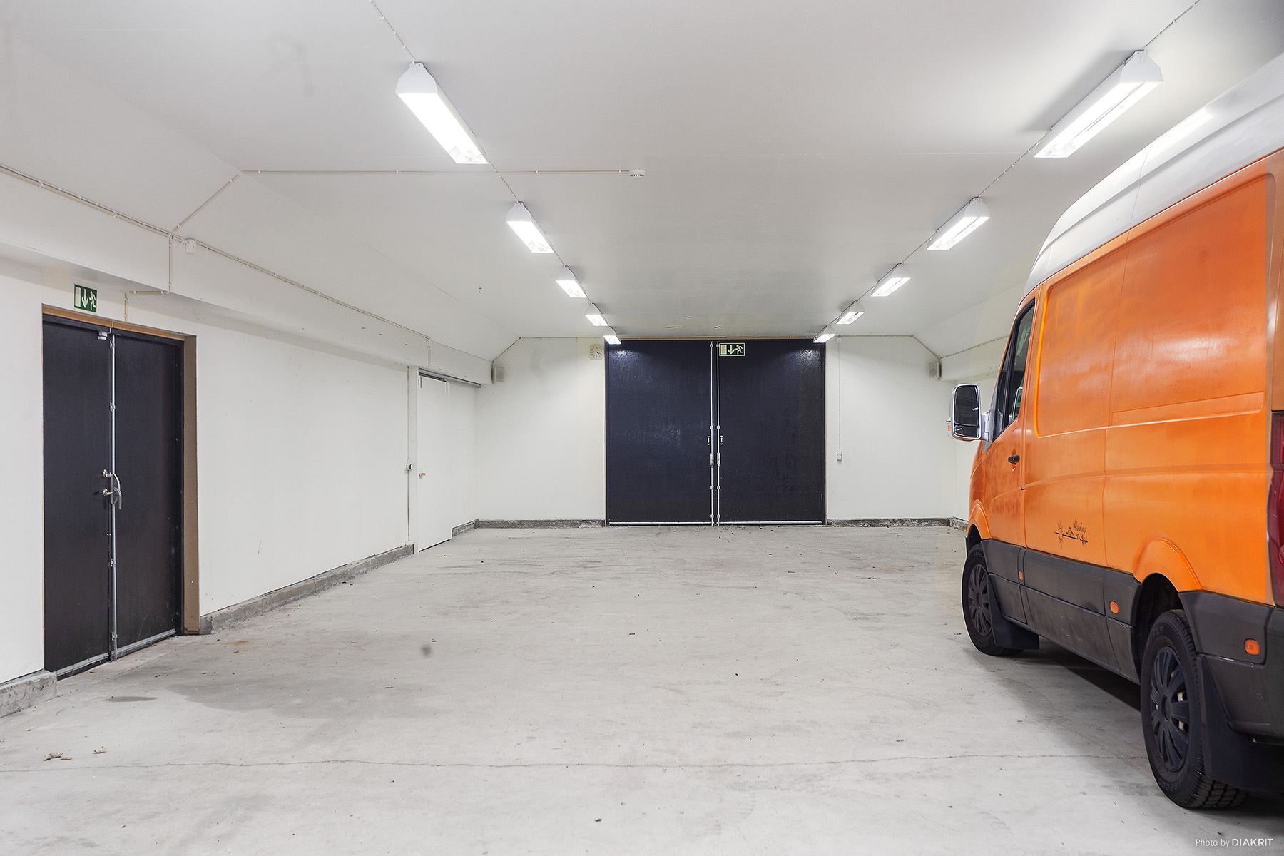 Lagerlokal ekonomibyggnad (tidigare stall)