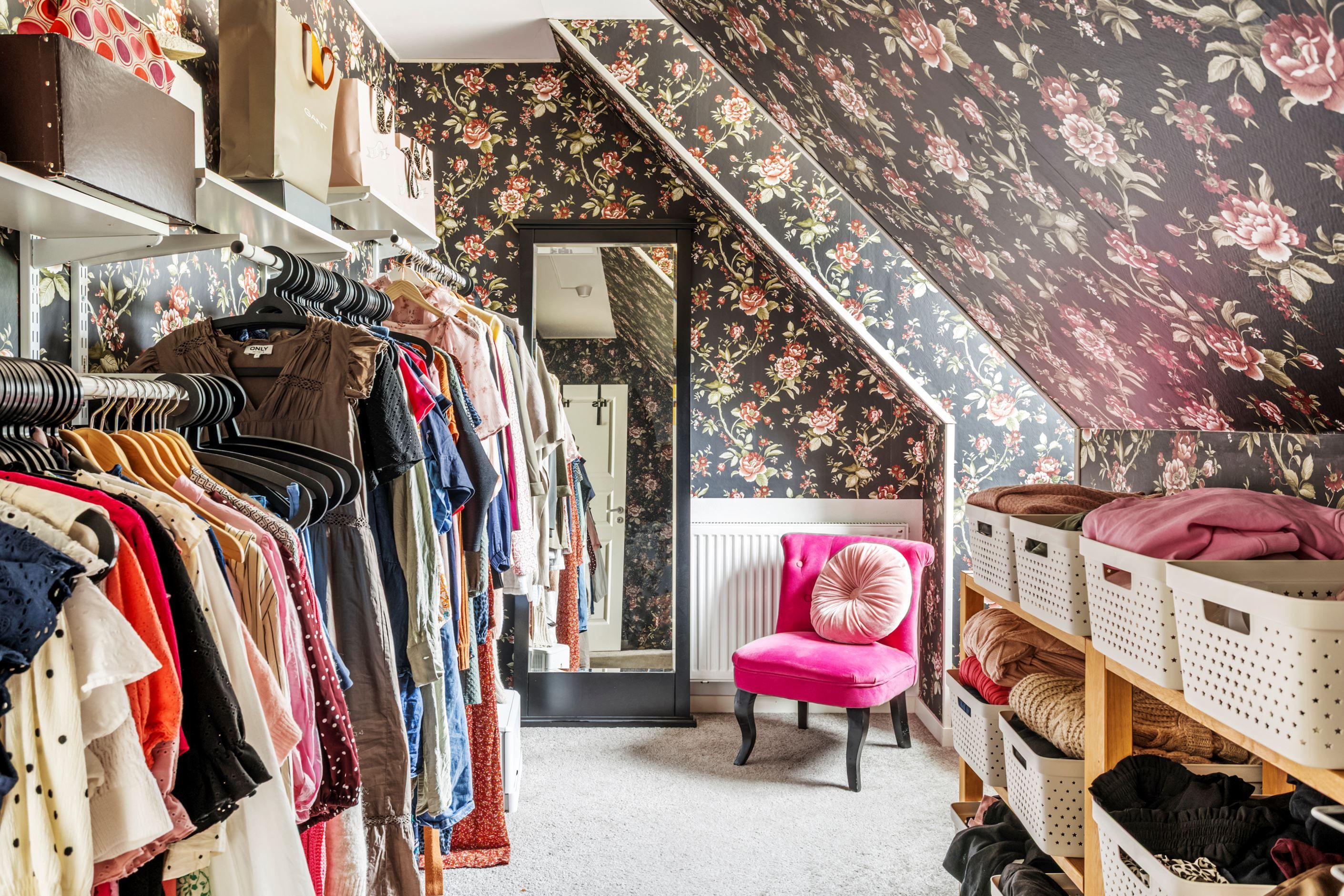 Walk in closet