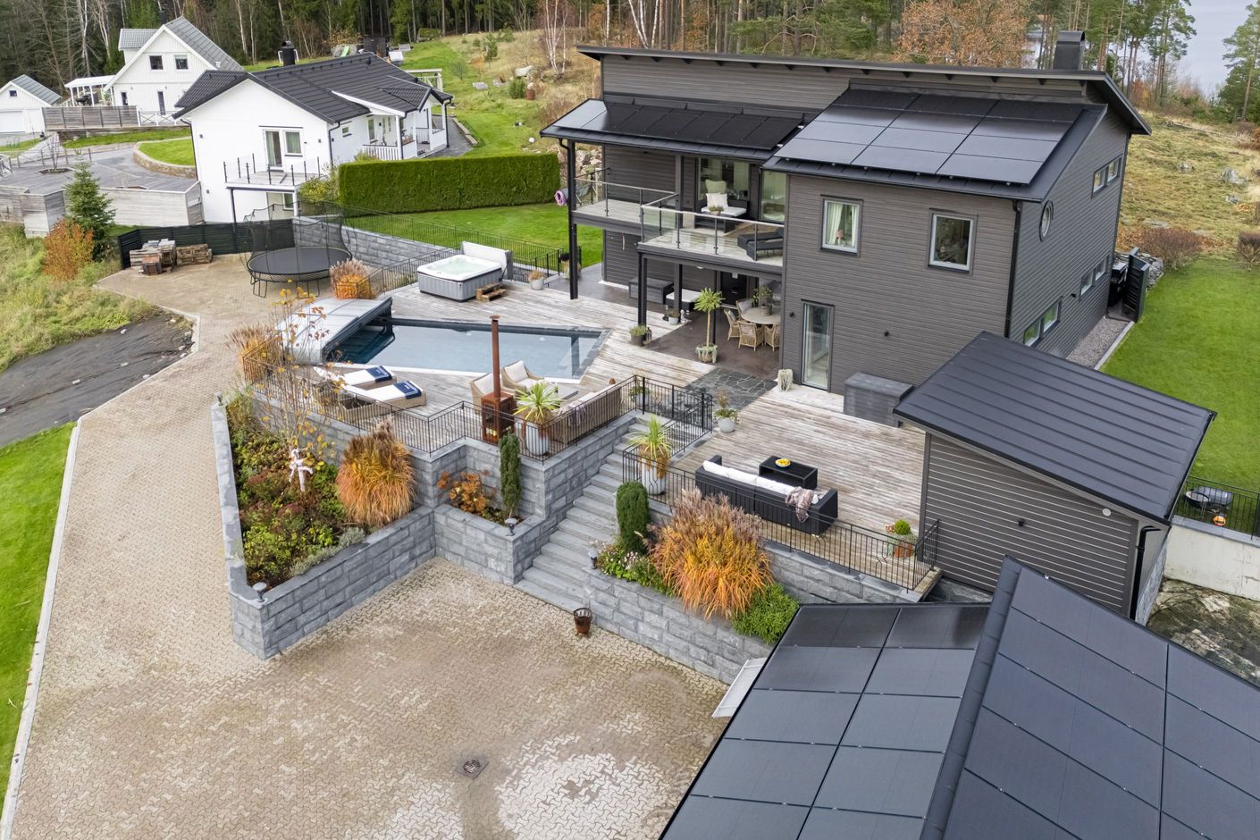 Entrésidan av huset