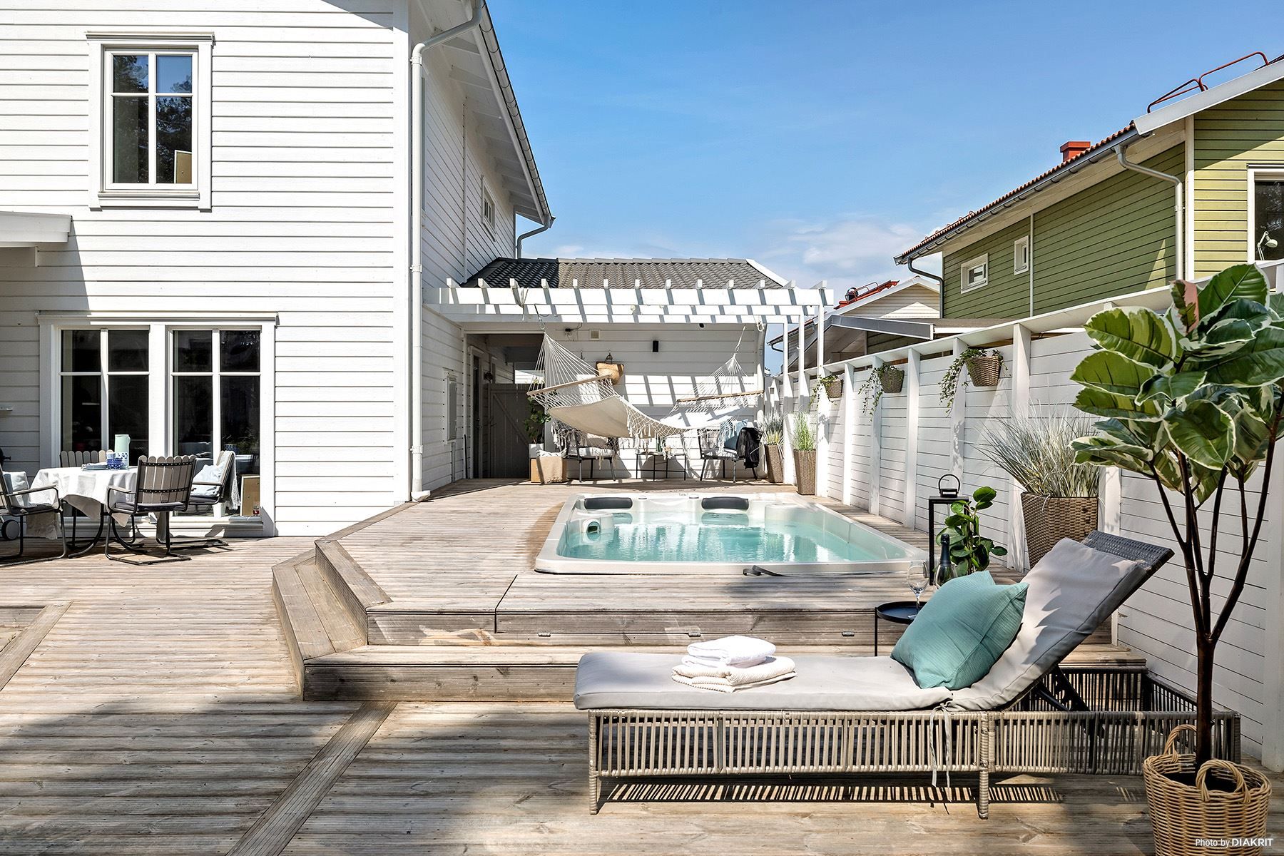 Härlig altan med jacuzzi