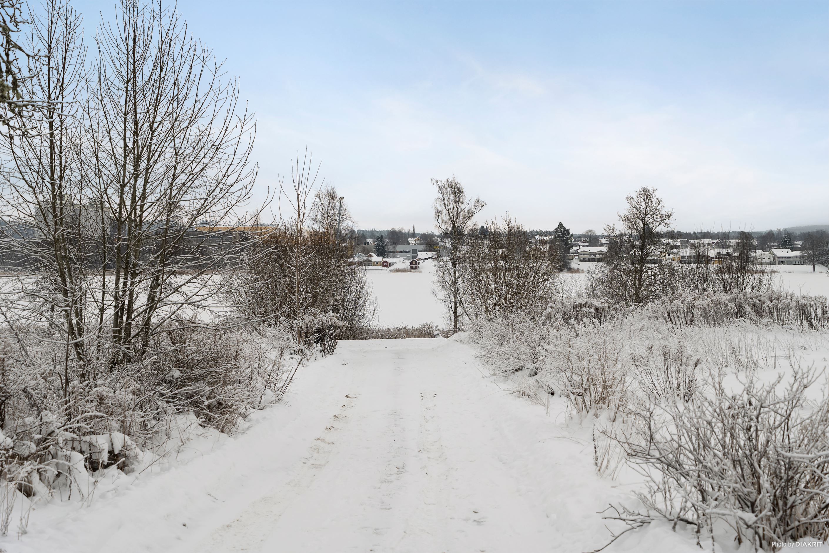 Utsikten mot sjön från husets framsida