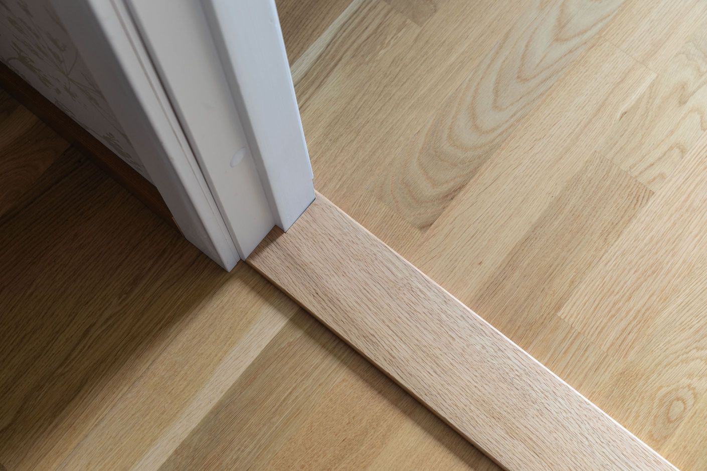 - Detalj karm och golv