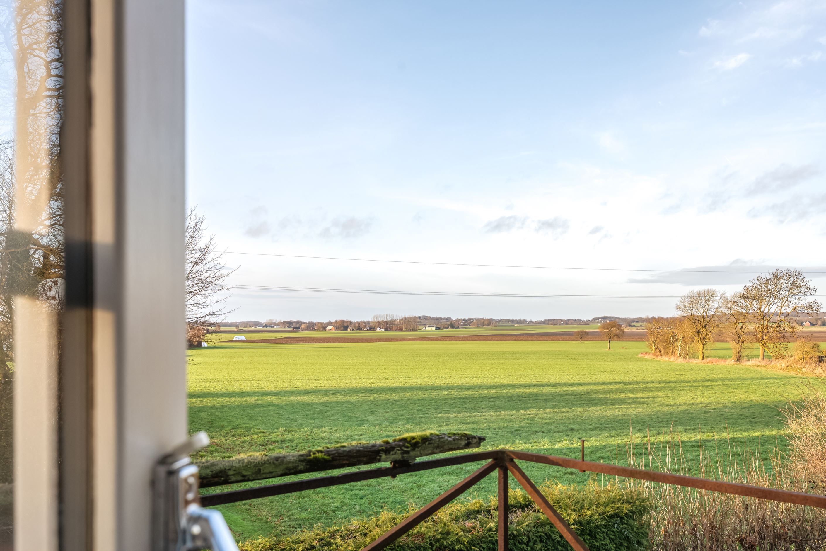 Balkong i västerläge från sovrum 3