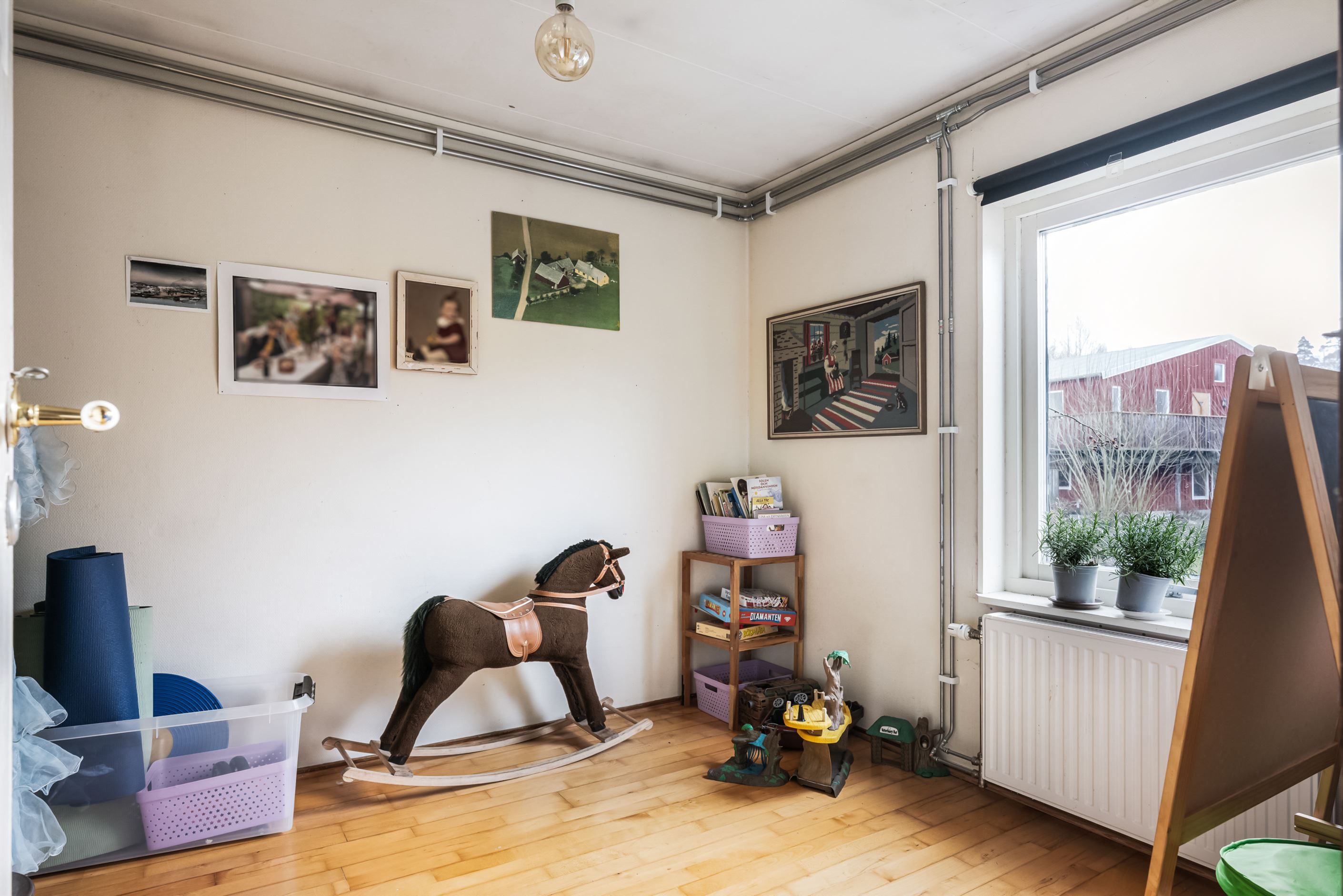 Sovrum 2, entréplan