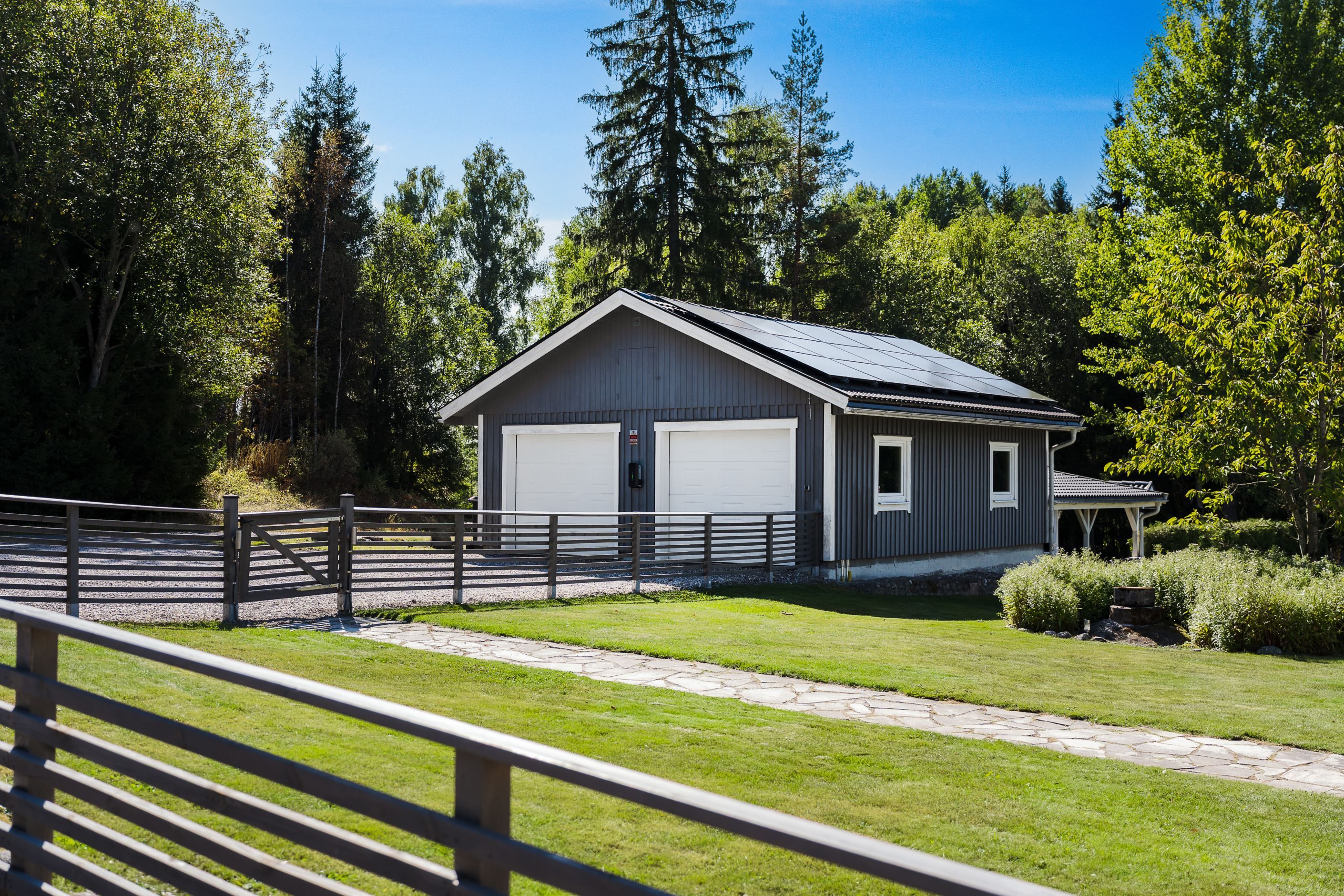 Dubbelgarage/infart