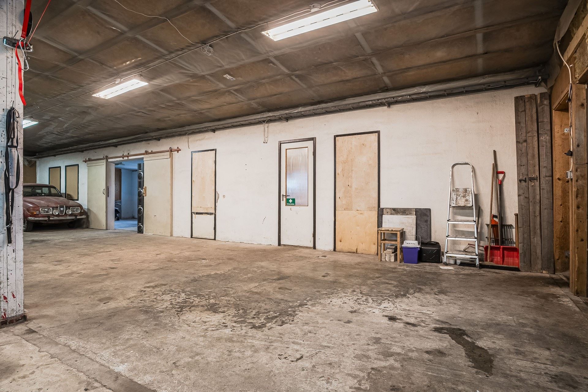 Garaget mot kök/fikarum