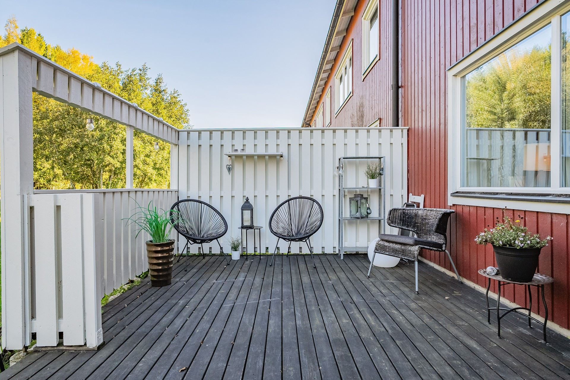 Uteplats med kvällssol